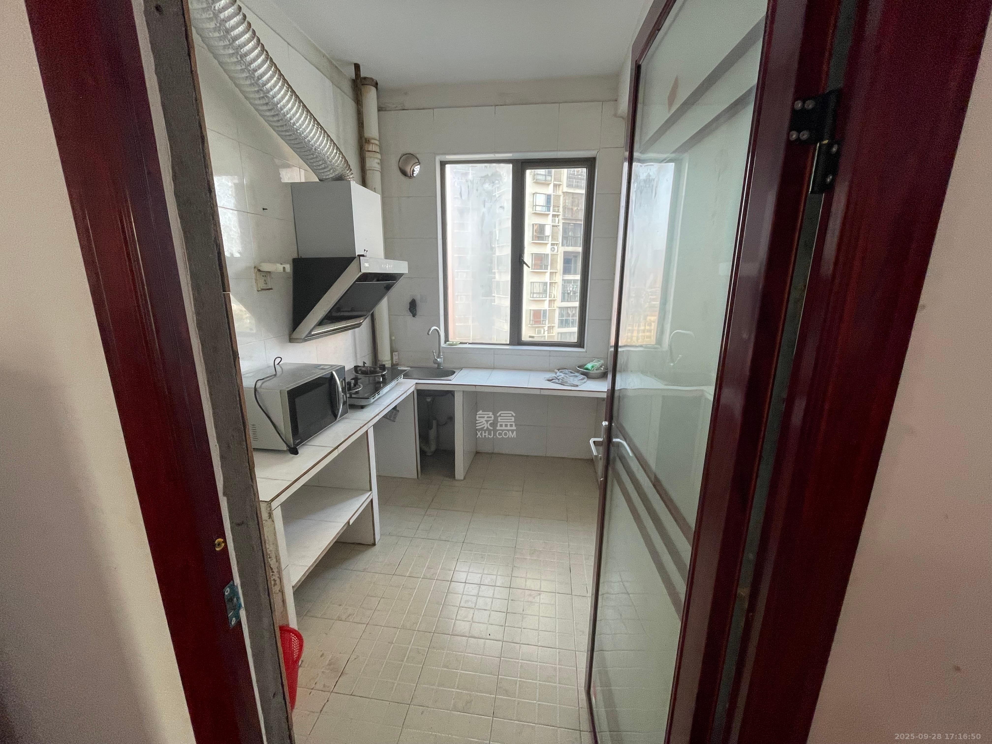 德庆水韵山城 2室1厅1卫 1400.0元/月 德庆水韵山城 2室1厅1卫 1400.0元/月室内图