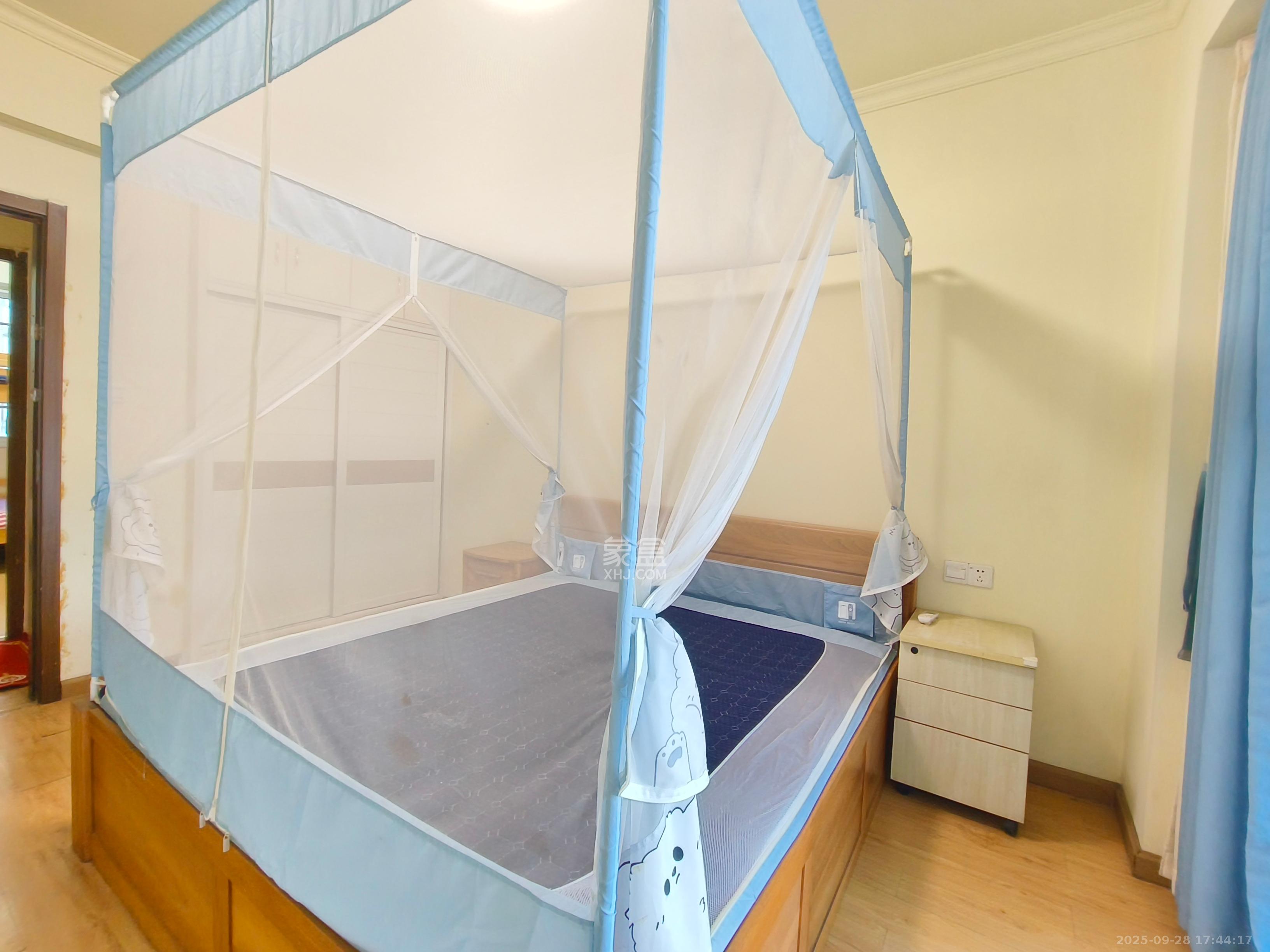 福泽园  3室1厅1卫    2200.0元/月室内图