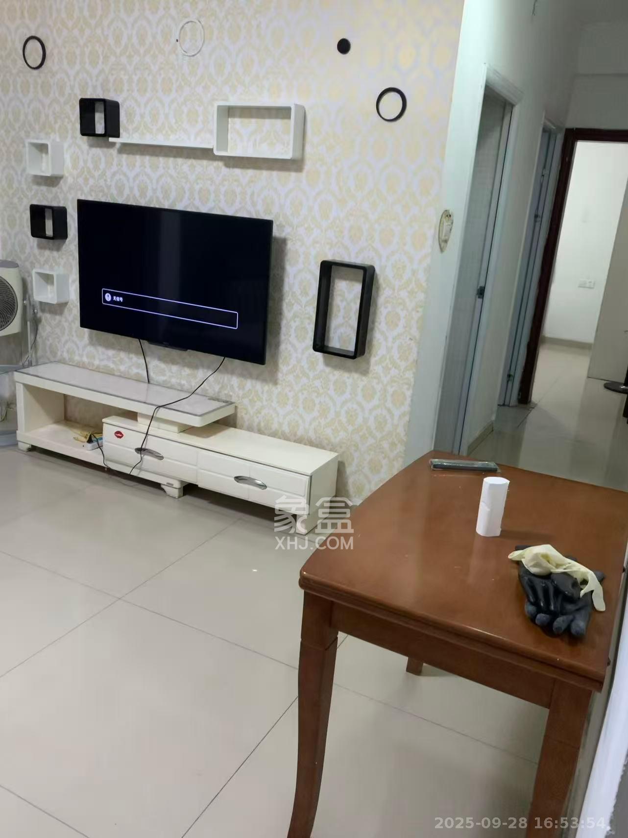 童话里 2室1厅1卫 1650.0元/月 童话里 2室1厅1卫 1650.0元/月室内图