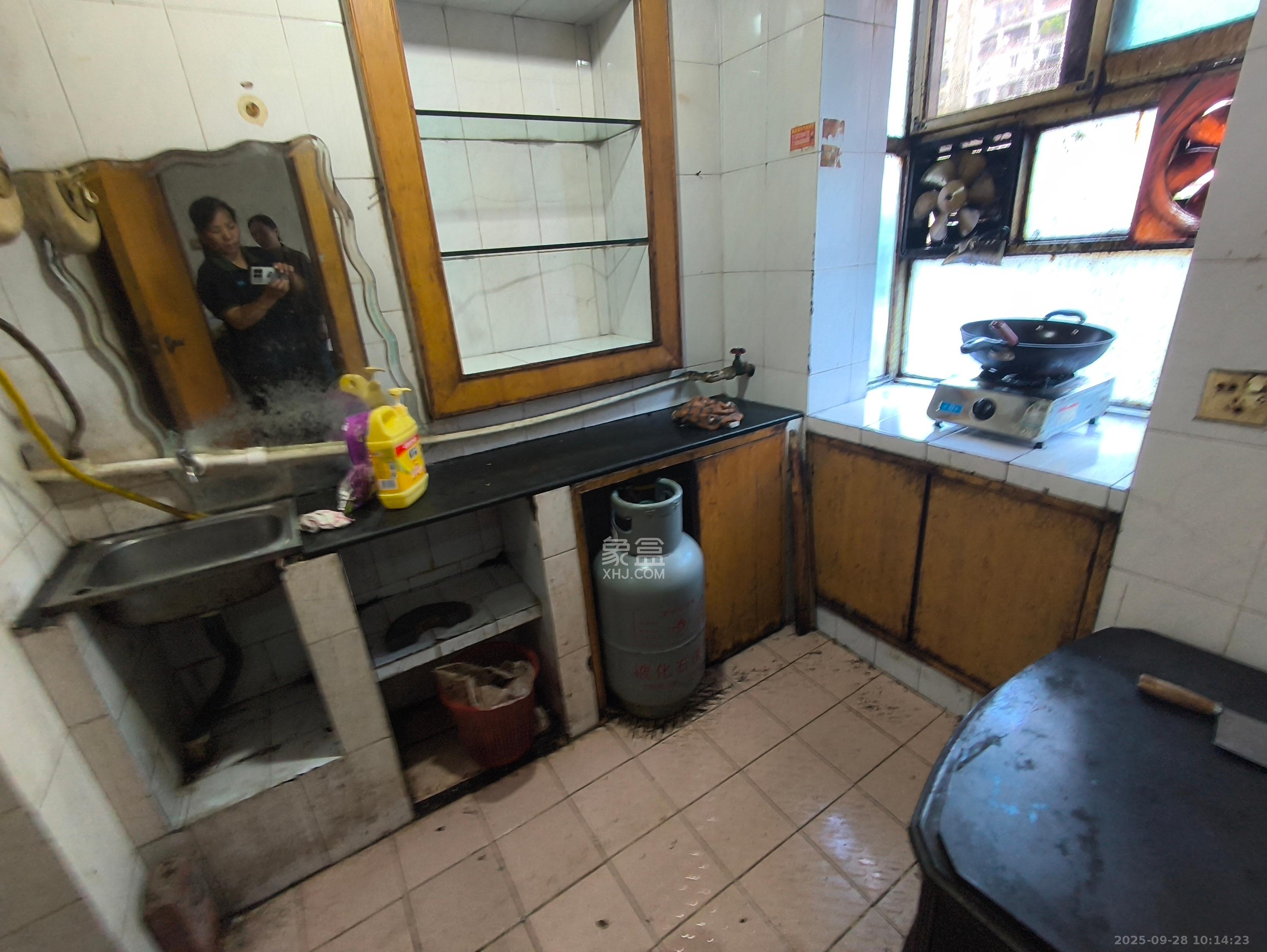 桂花二村 2室1厅1卫 1100.0元/月 桂花二村 2室1厅1卫 1100.0元/月室内图