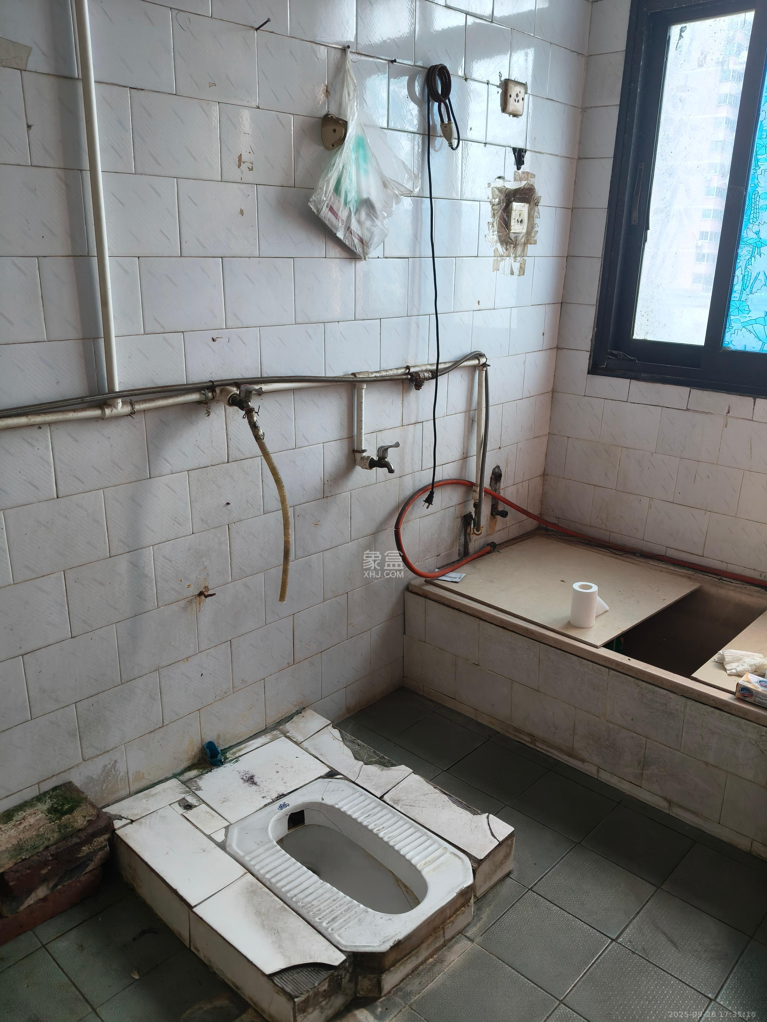 上碧湘街散盘  2室1厅1卫    1000.0元/月室内图