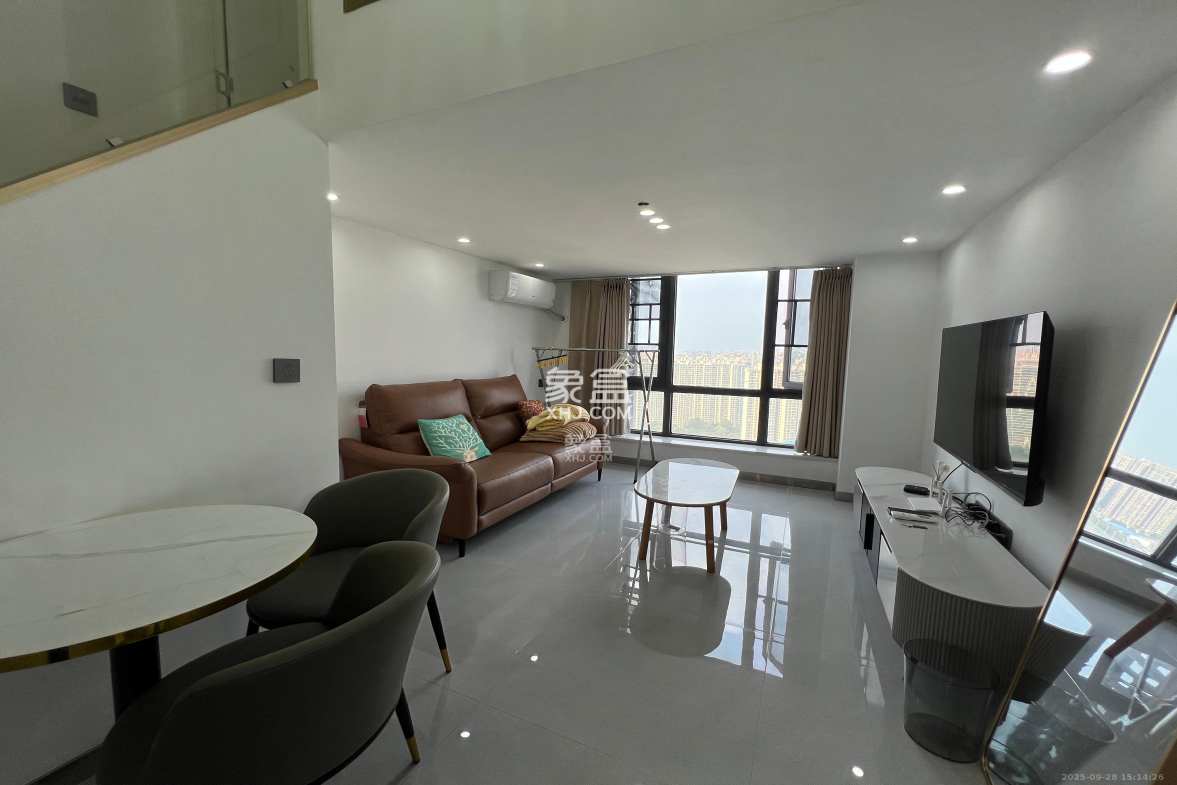 藏珑湖上公馆 2室1厅1卫 3000.0元/月 藏珑湖上公馆 2室1厅1卫 3000.0元/月室内图