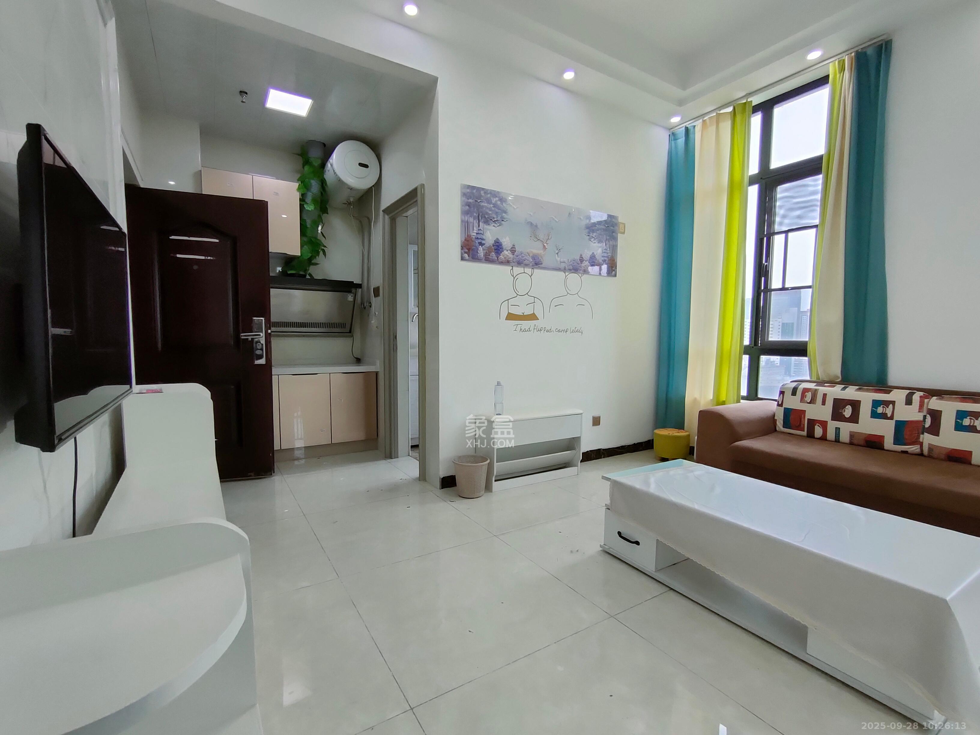 荣悦台  1室1厅1卫    2100.0元/月室内图1