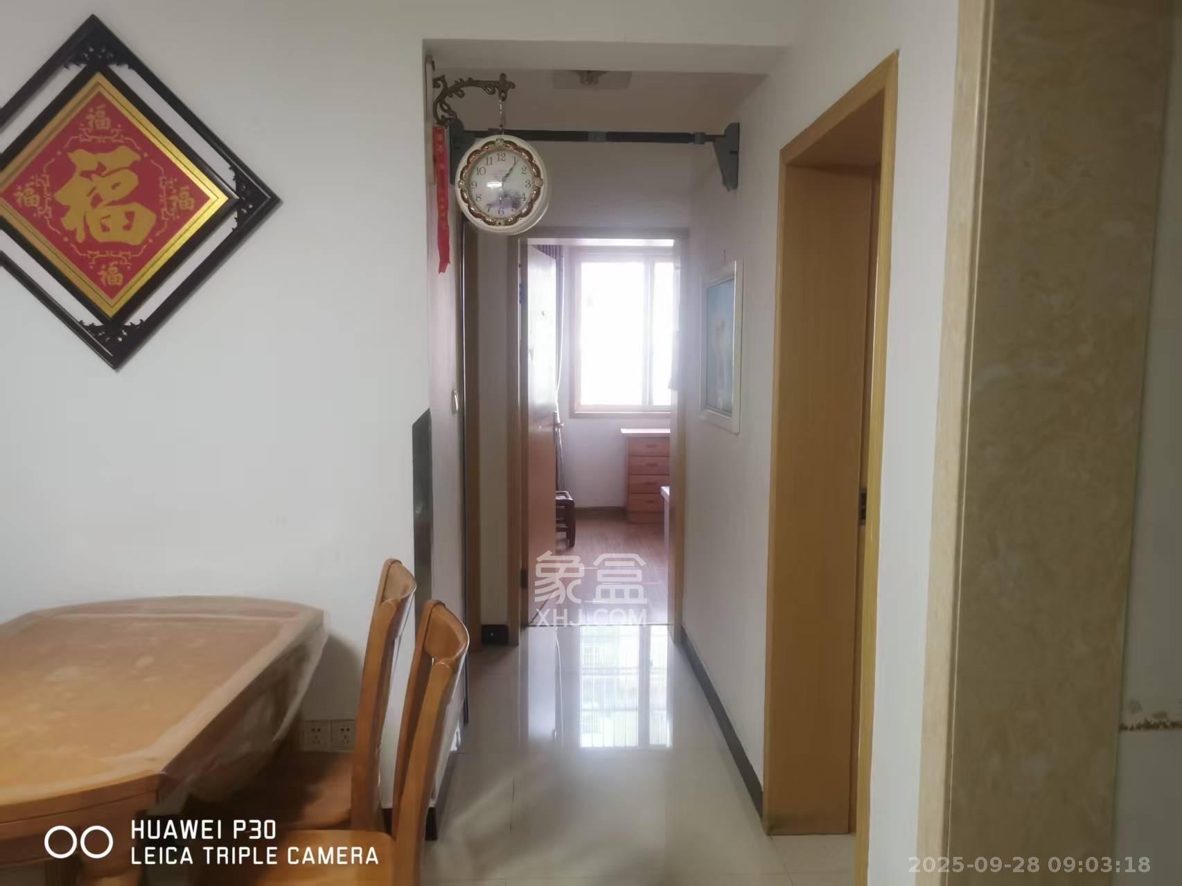 东岸锦城(东方人家)  3室1厅1卫    1800.0元/月室内图