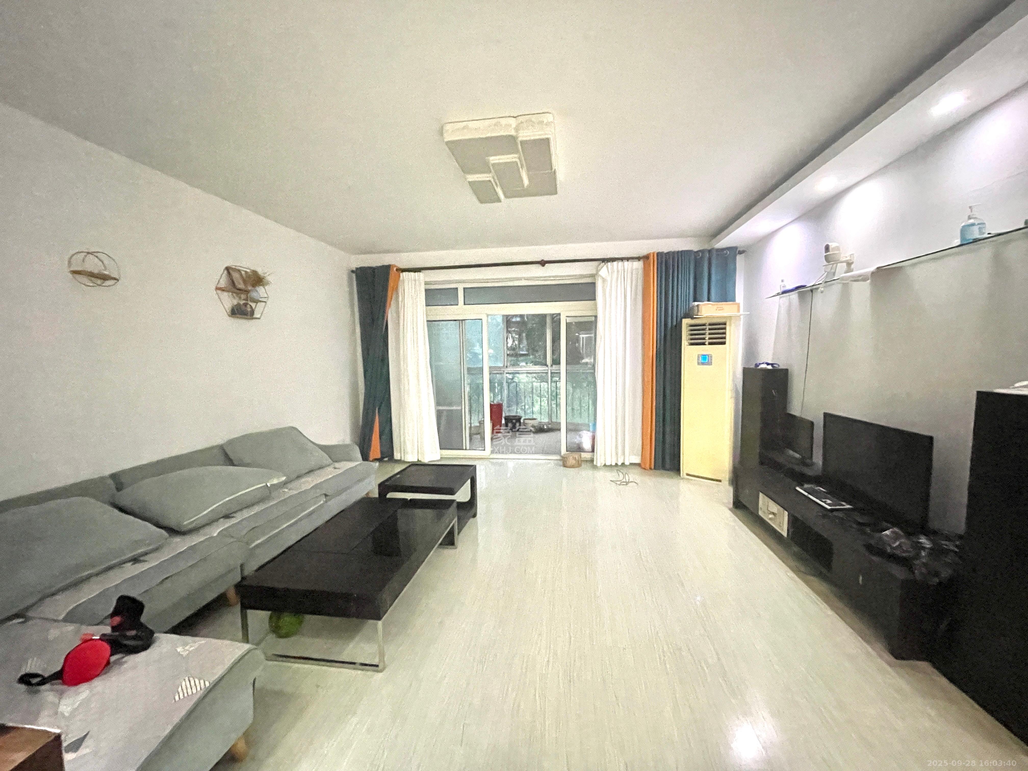 白沙花园 3室2厅1卫 2000.0元/月 白沙花园 3室2厅1卫 2000.0元/月室内图