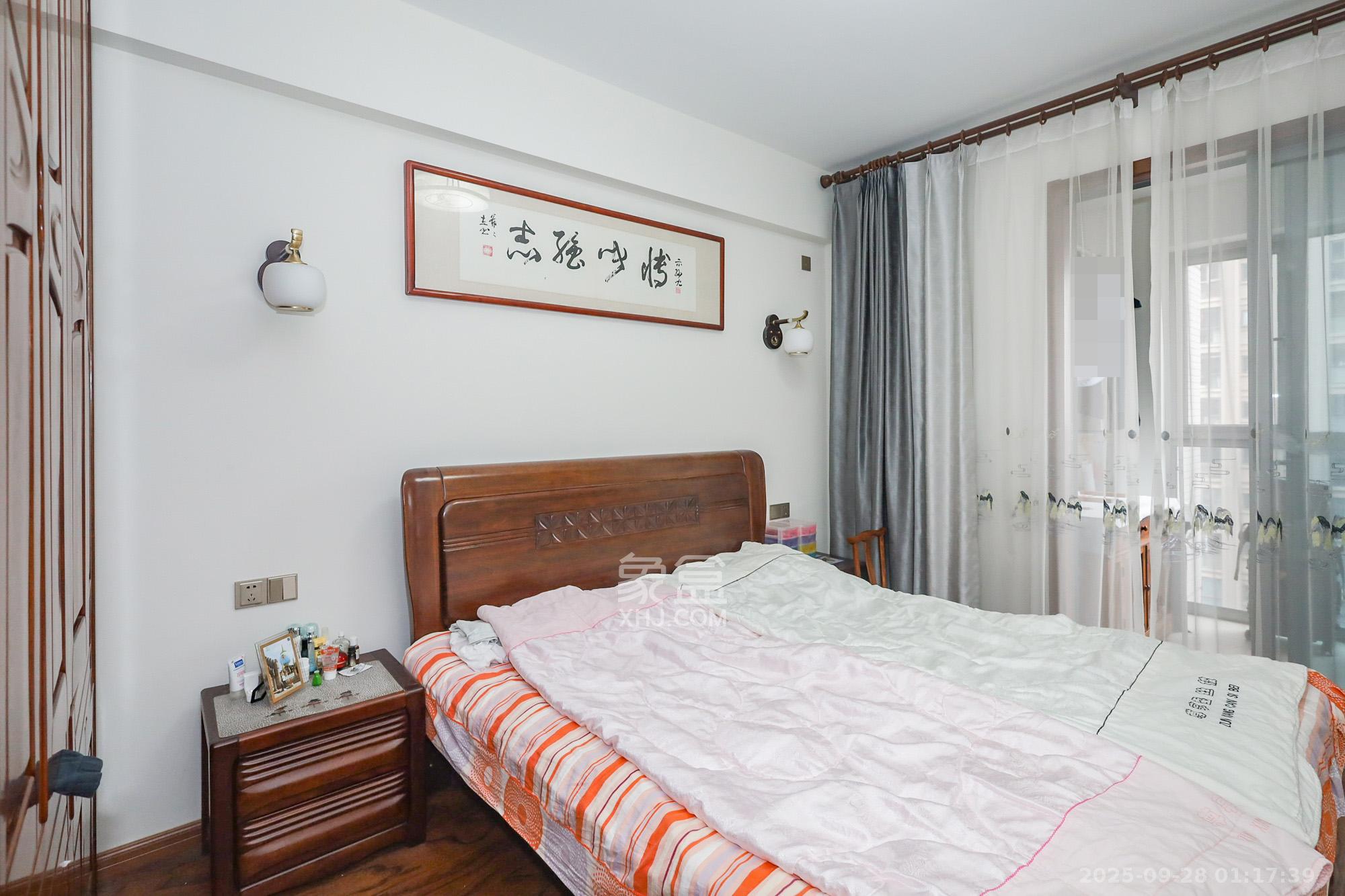 八方小区C区 4室2厅2卫 500.0万 八方小区C区 4室2厅2卫 500.0万卧室