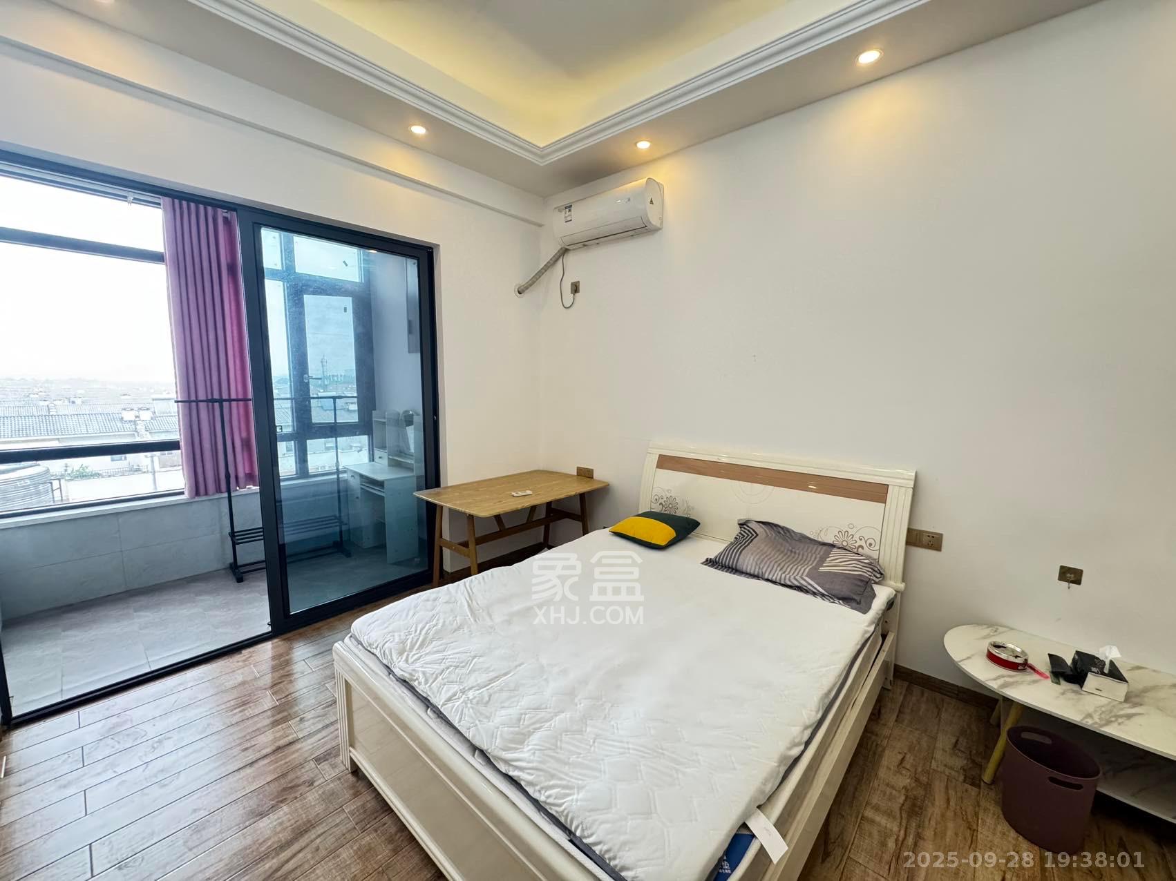 金鹰商业广场(金鹰商业大厦) 1室1厅1卫 1000.0元/月 金鹰商业广场(金鹰商业大厦) 1室1厅1卫 1000.0元/月室内图