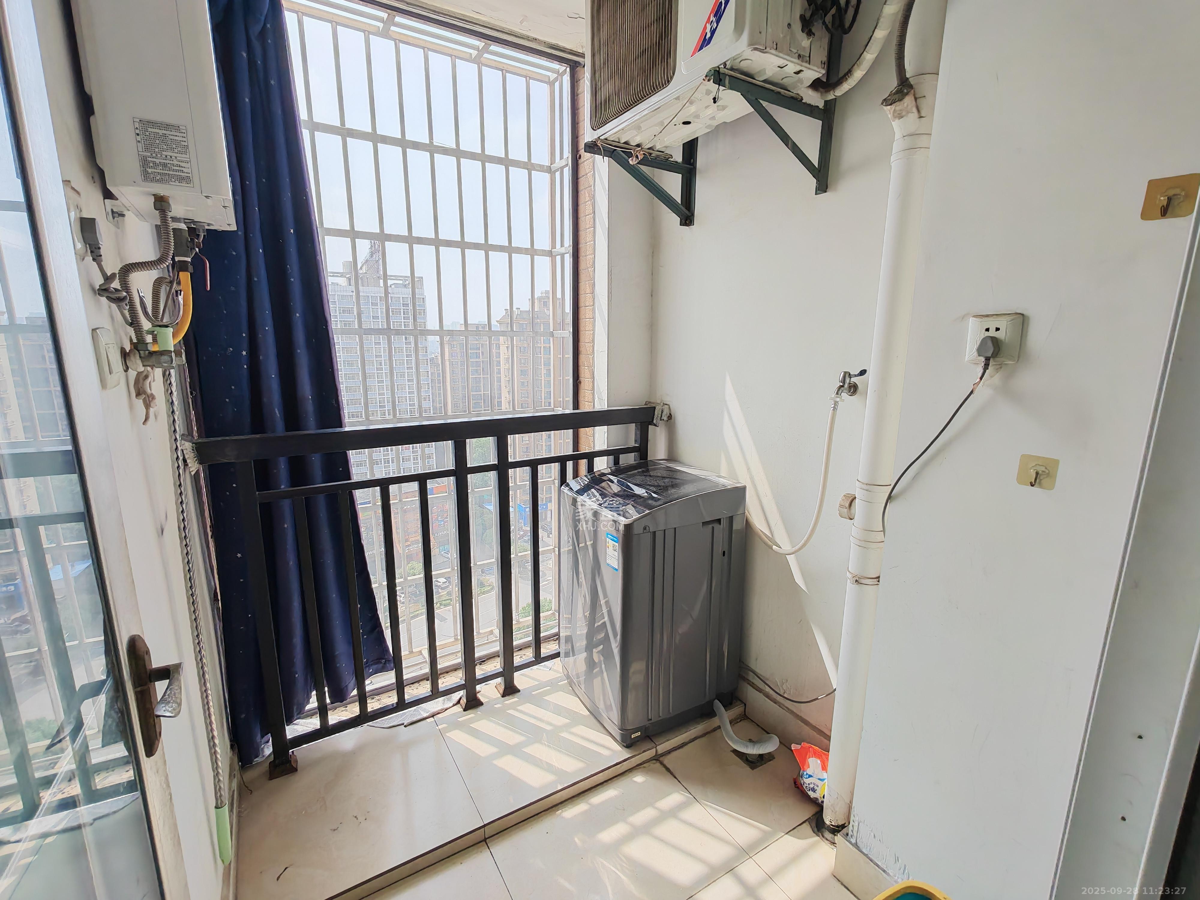 爵士湘 1室1厅1卫 1000.0元/月 爵士湘 1室1厅1卫 1000.0元/月室内图