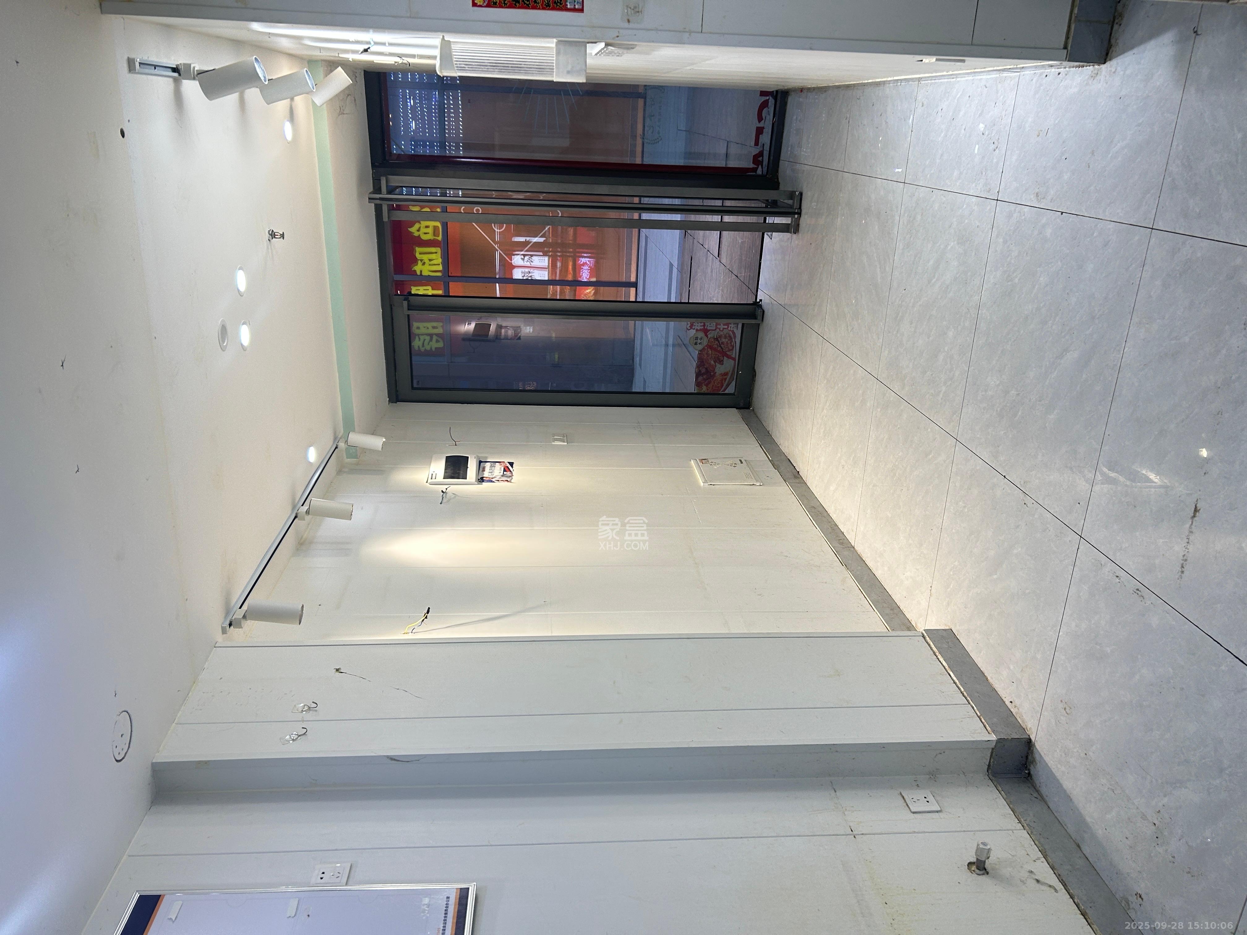 龙湖铂金岛   20.28㎡      5500.0元/月