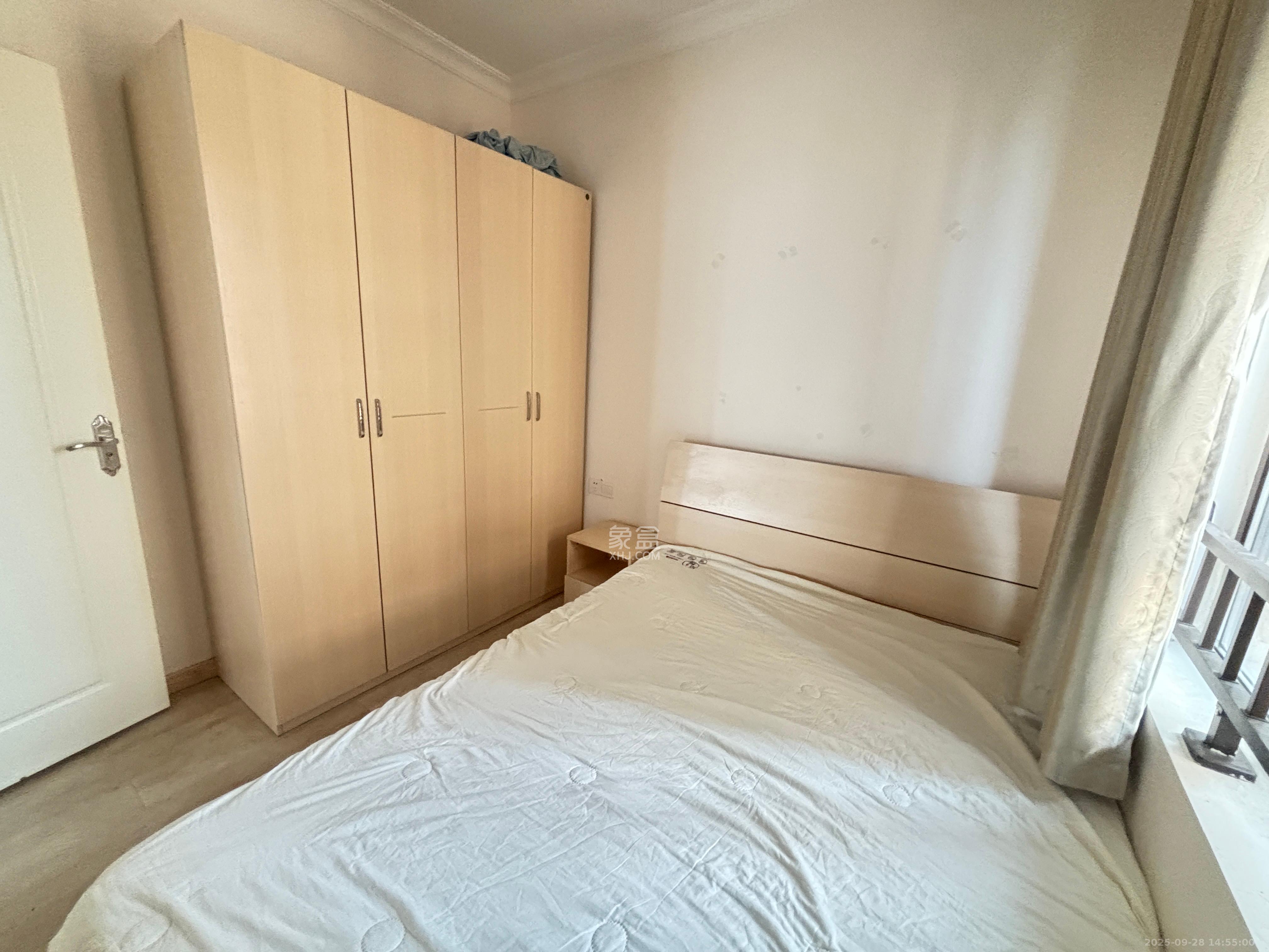 五江天街南区 3室2厅1卫 2400.0元/月 五江天街南区 3室2厅1卫 2400.0元/月室内图