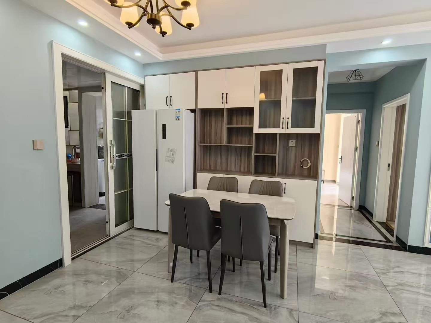 山城上品 1室0厅0卫 1800.0元/月 山城上品 1室0厅0卫 1800.0元/月室内图