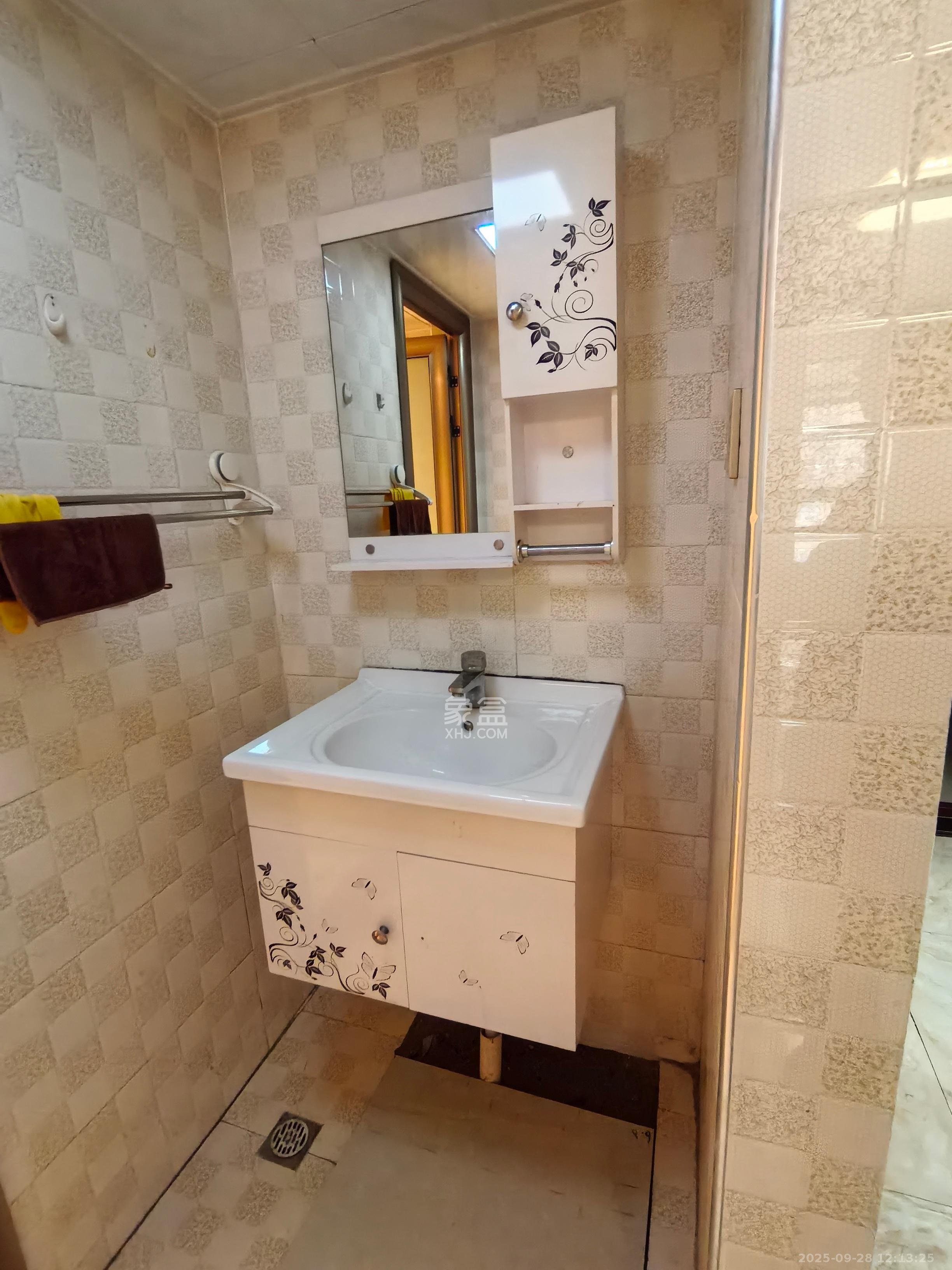 观沙嘉园 2室2厅1卫 2200.0元/月 观沙嘉园 2室2厅1卫 2200.0元/月室内图