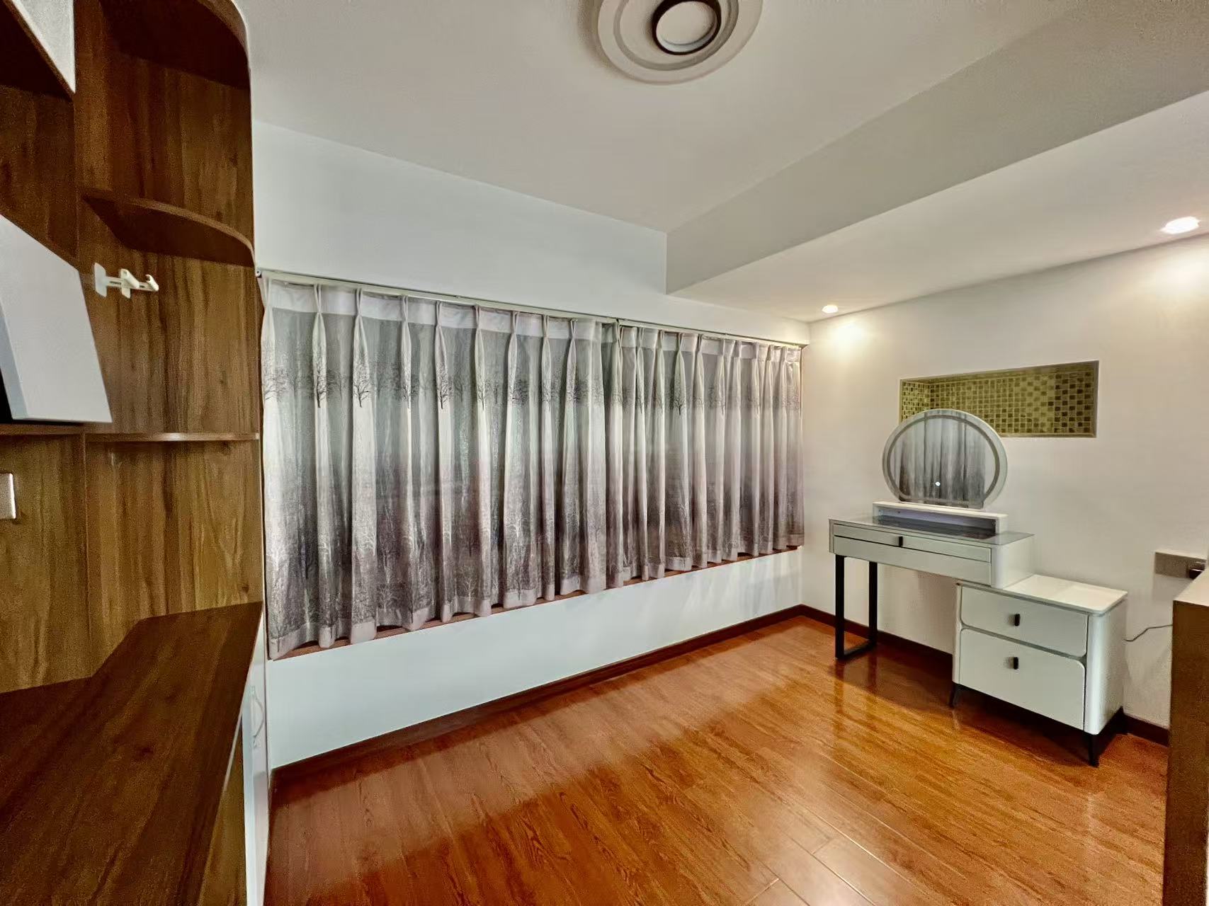 桃花缘  2室1厅1卫    1480.0元/月