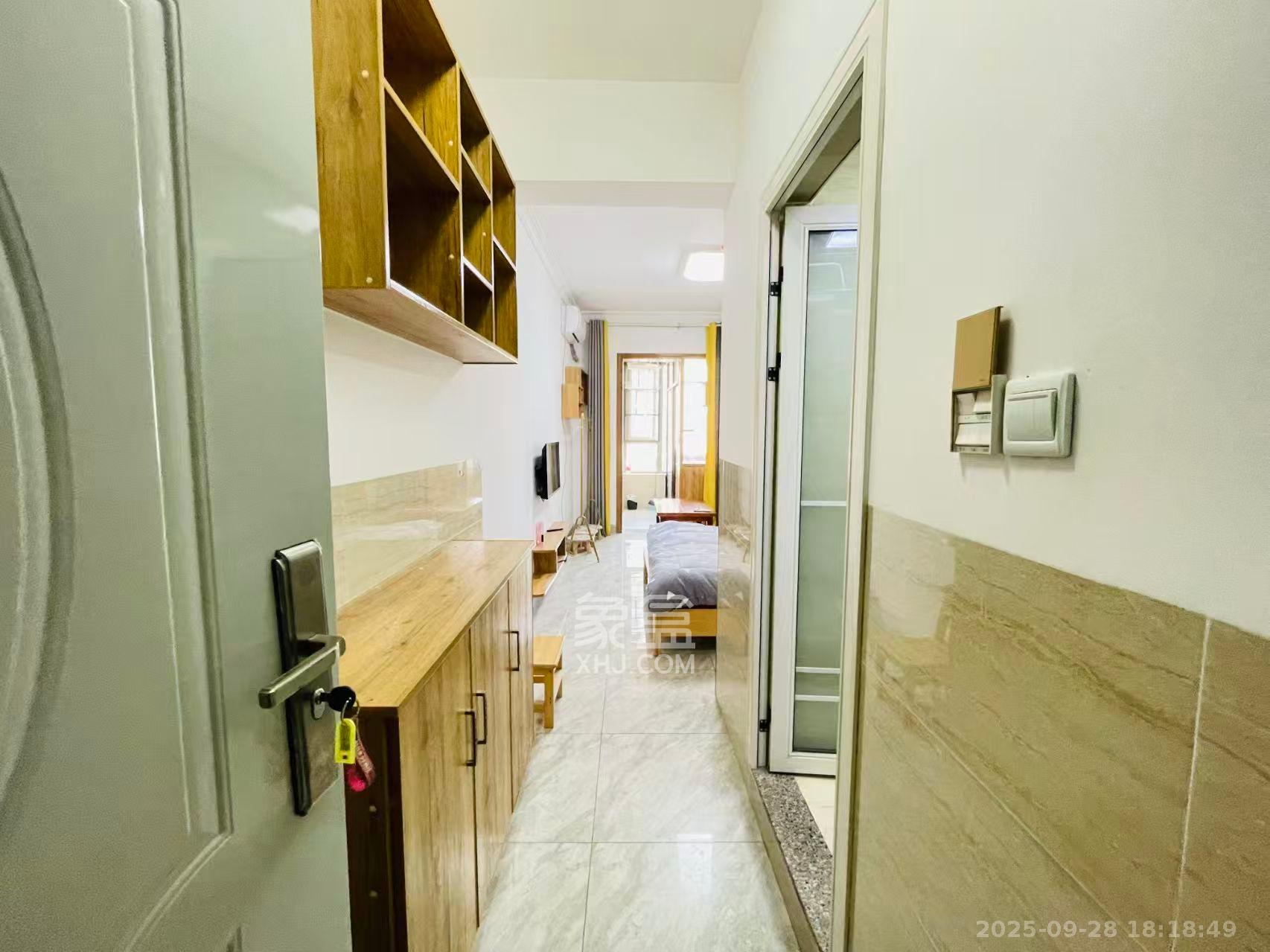 怡海星城 1室1厅1卫 1000.0元/月 怡海星城 1室1厅1卫 1000.0元/月室内图