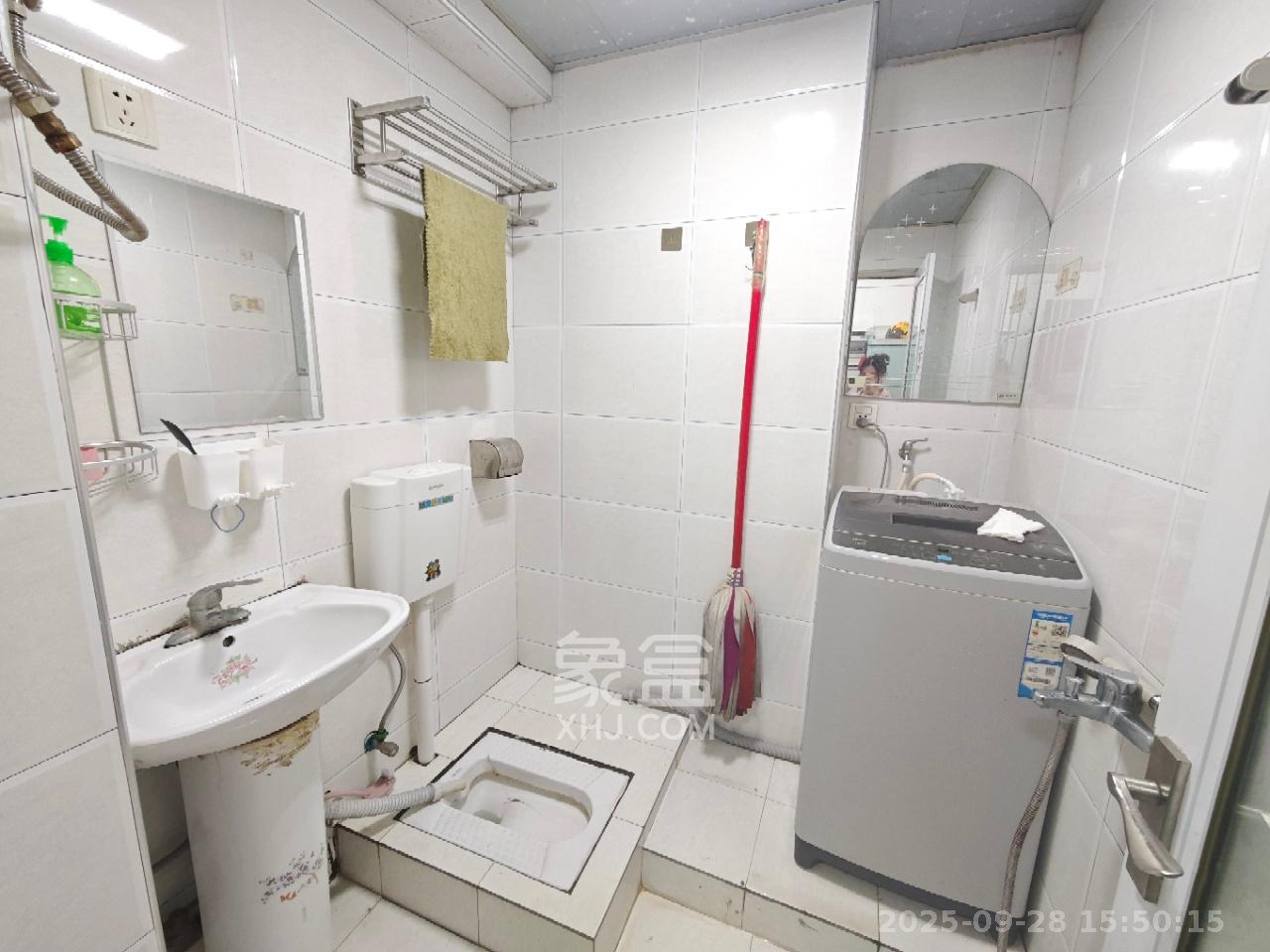 尚都花园城 1室1厅1卫 1200.0元/月 尚都花园城 1室1厅1卫 1200.0元/月室内图