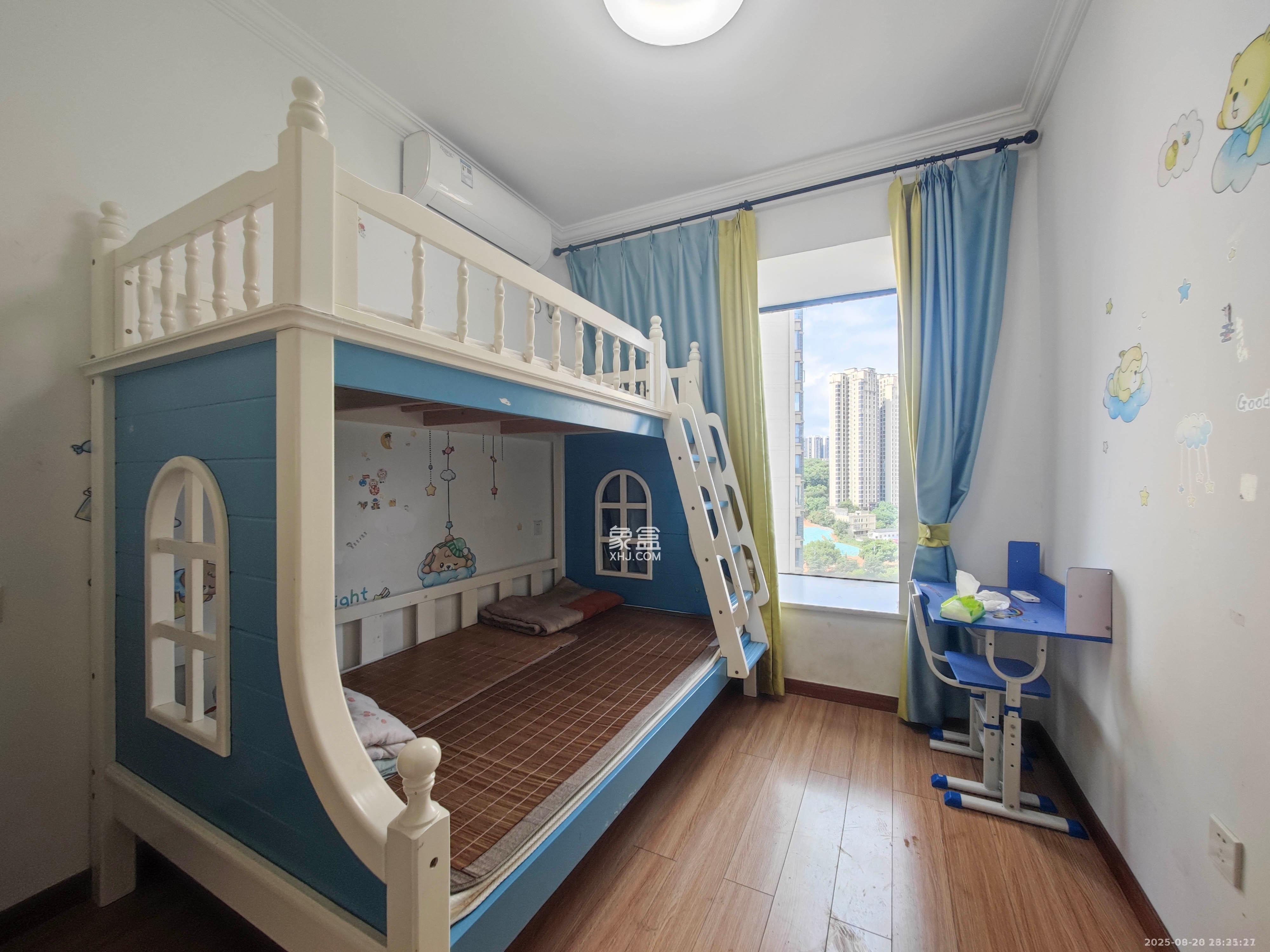 中建嘉和城 3室2厅1卫 2200.0元/月 中建嘉和城 3室2厅1卫 2200.0元/月室内图