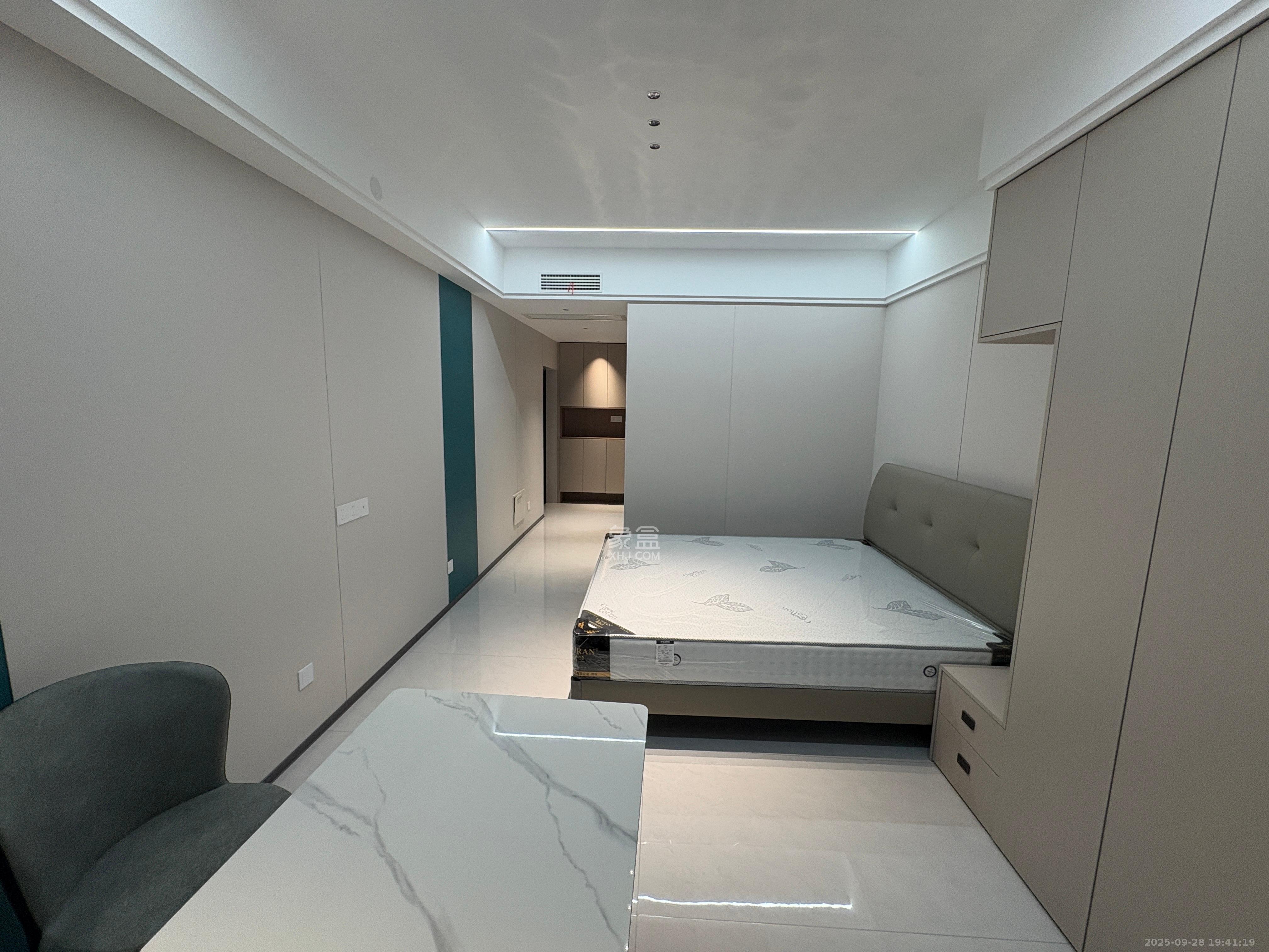 嘉雨兴园 1室1厅1卫 2200.00元/月 嘉雨兴园 1室1厅1卫 2200.00元/月室内图