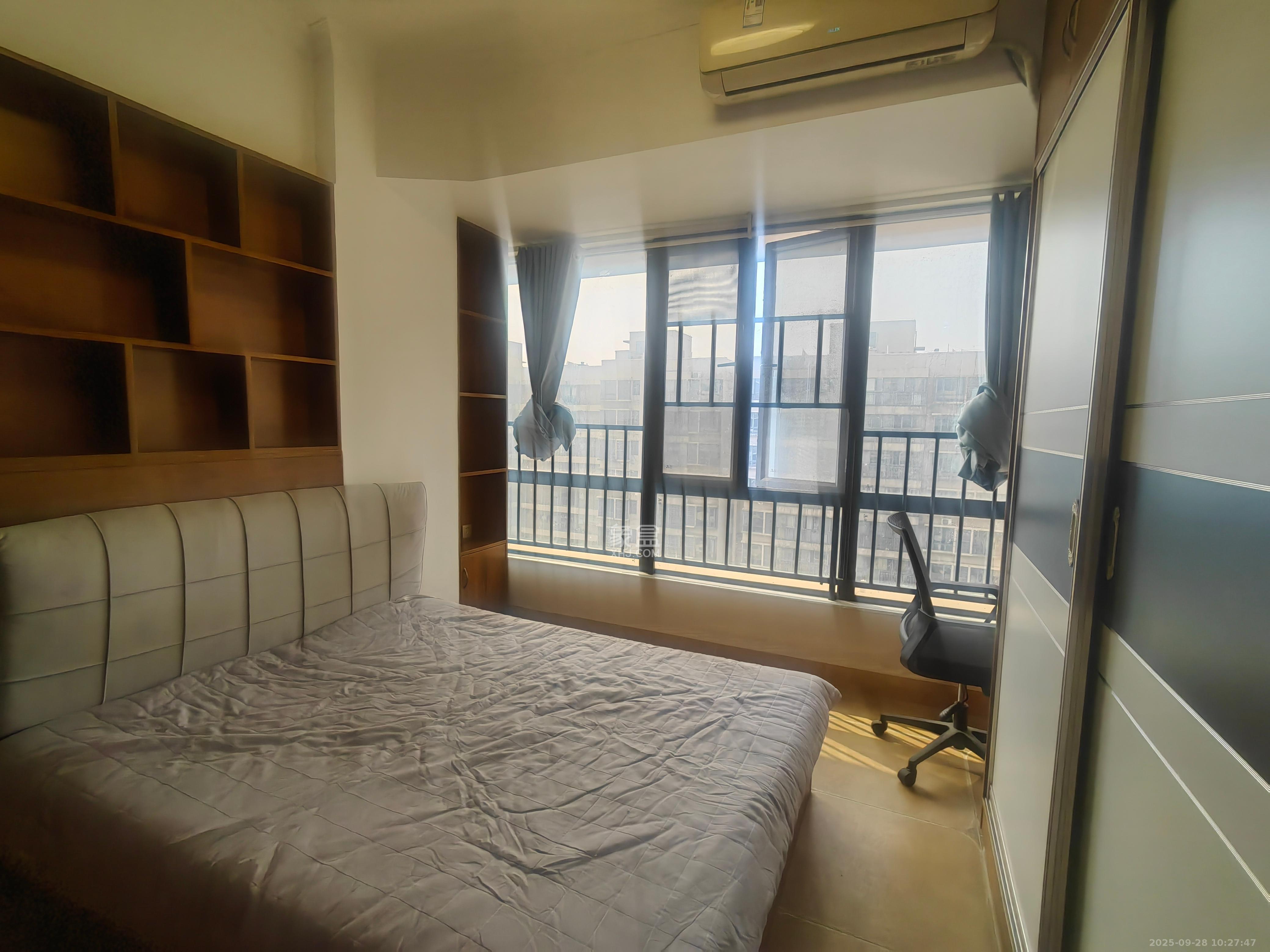 东岸城邦 1室1厅1卫 1600.0元/月 东岸城邦 1室1厅1卫 1600.0元/月室内图