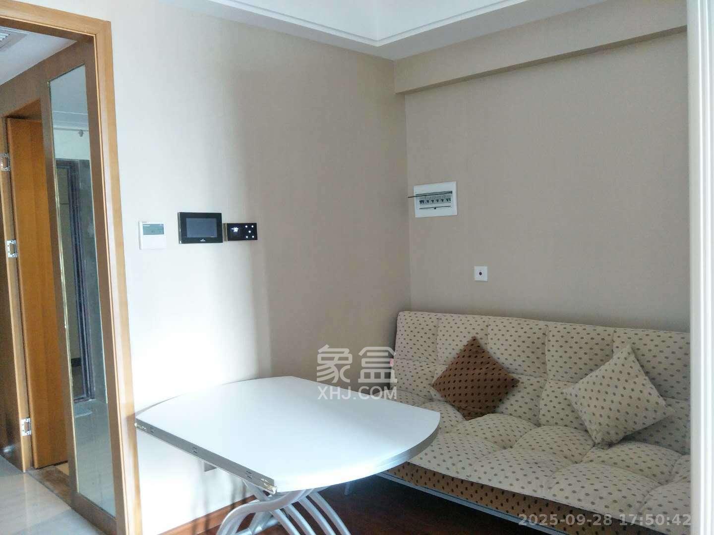 五一钻界 1室1厅1卫 2000.0元/月 五一钻界 1室1厅1卫 2000.0元/月室内图