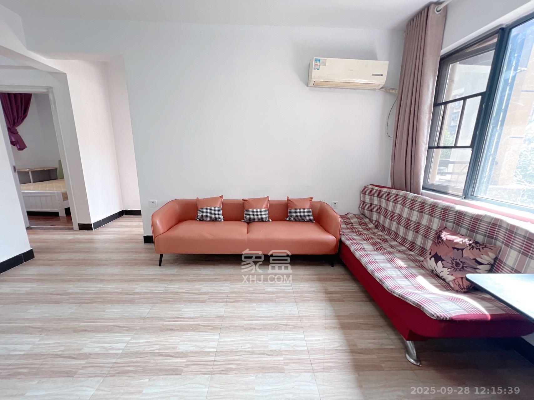 荣盛花语书苑 3室1厅1卫 2500.0元/月 荣盛花语书苑 3室1厅1卫 2500.0元/月室内图