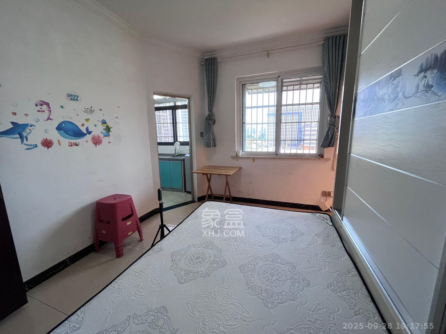 和康园小区  1室1厅1卫    1000.0元/月室内图