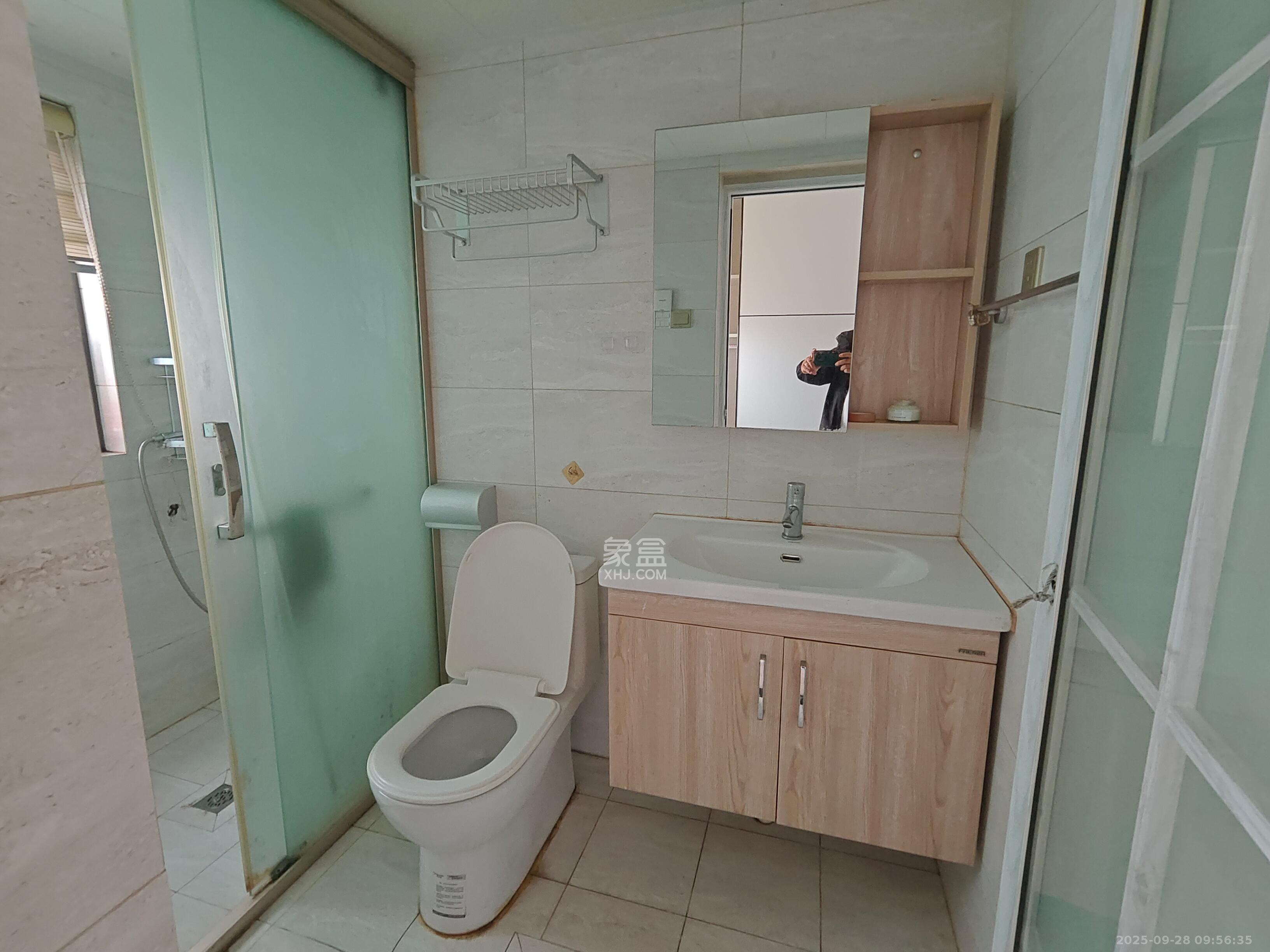 筑梦星园 4室2厅2卫 2400.0元/月 筑梦星园 4室2厅2卫 2400.0元/月室内图