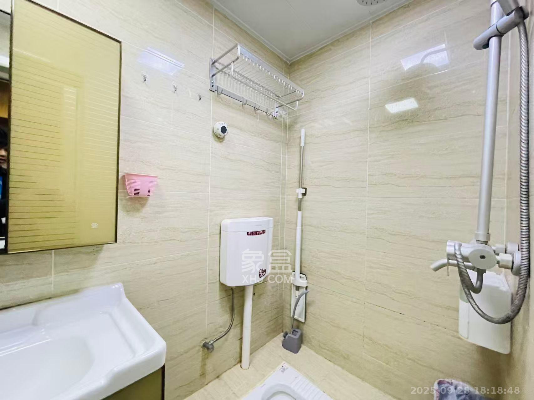 怡海星城 1室1厅1卫 1000.0元/月 怡海星城 1室1厅1卫 1000.0元/月室内图