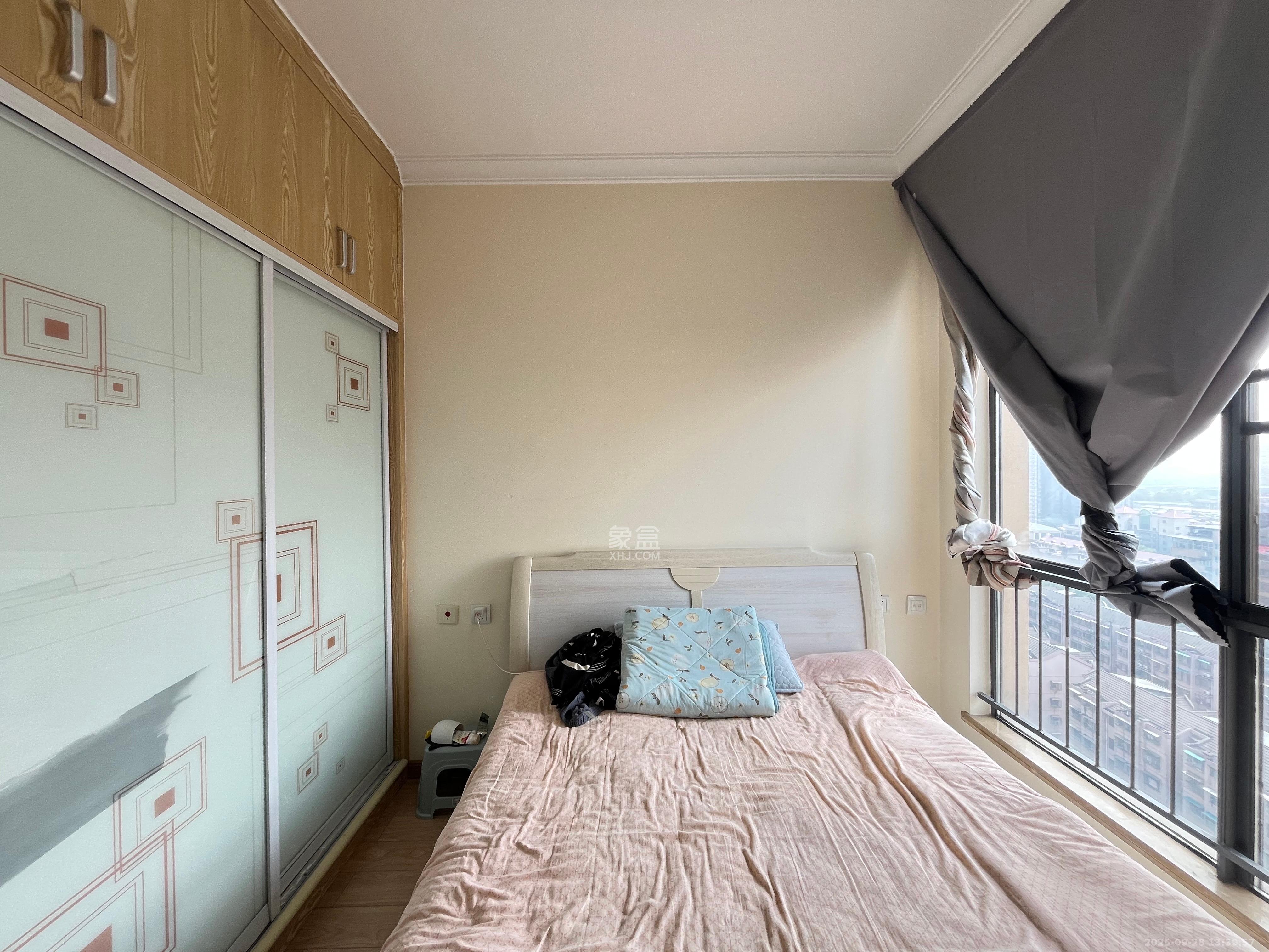 佳兆业时代广场 2室2厅1卫 2200.0元/月 佳兆业时代广场 2室2厅1卫 2200.0元/月室内图