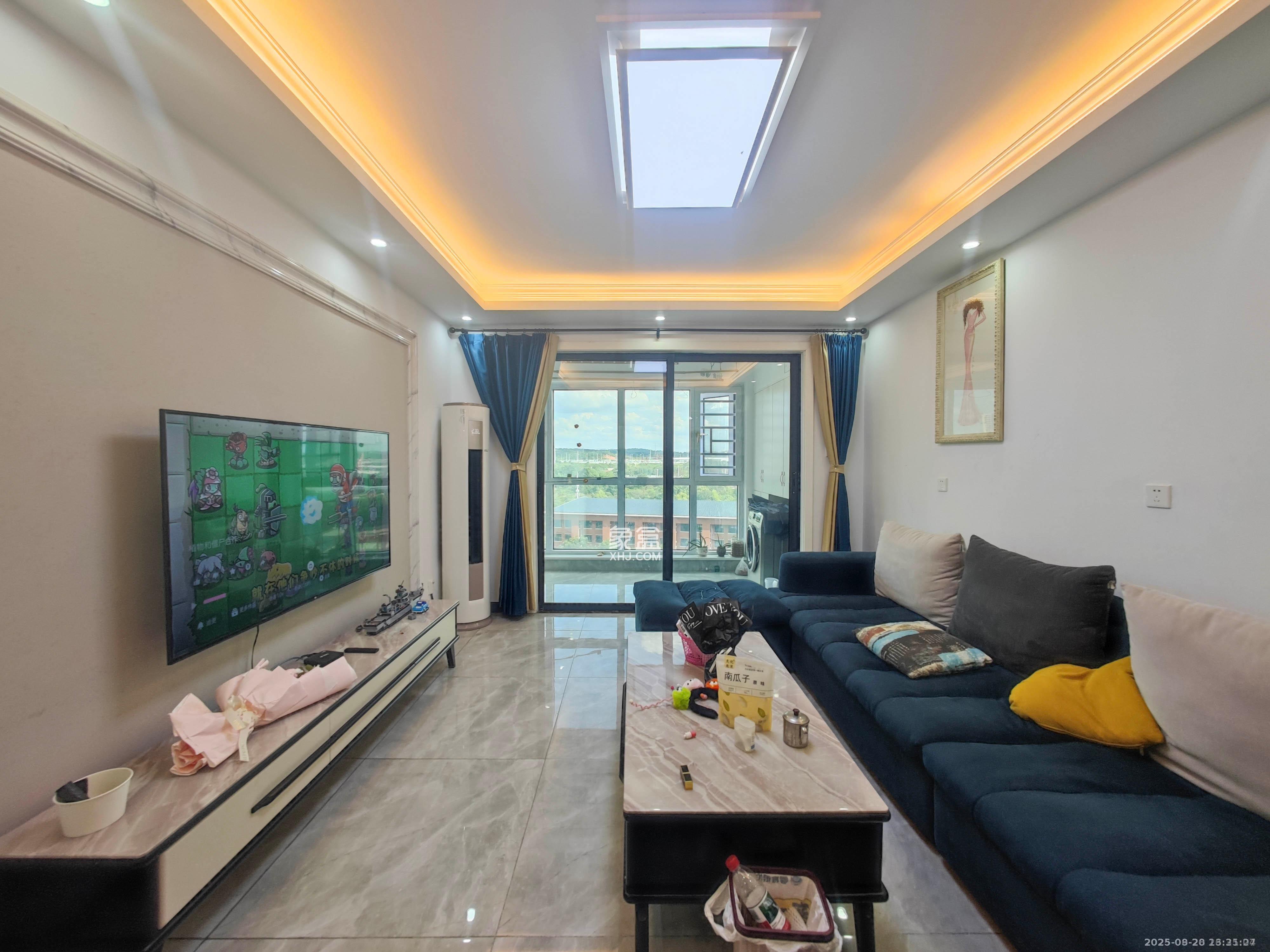 中建嘉和城  3室2厅1卫    2200.0元/月室内图