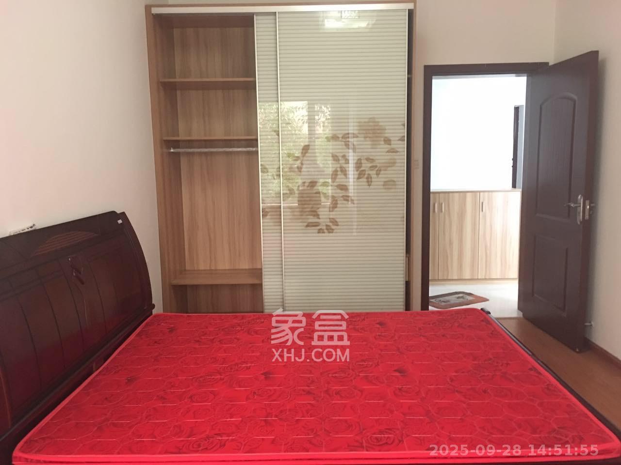 保利麓谷林语C区 2室2厅1卫 2100.0元/月 保利麓谷林语C区 2室2厅1卫 2100.0元/月室内图