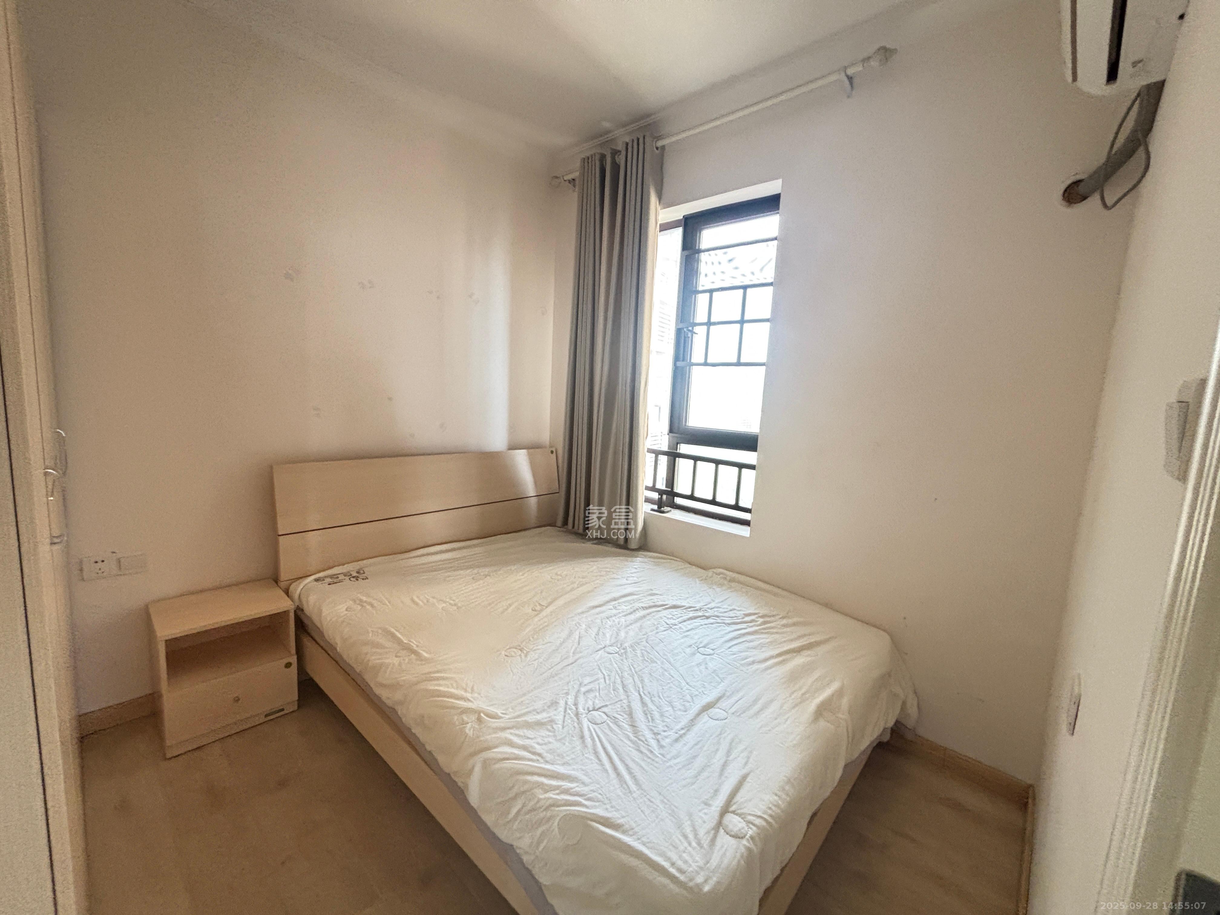 五江天街南区 3室2厅1卫 2400.0元/月 五江天街南区 3室2厅1卫 2400.0元/月室内图