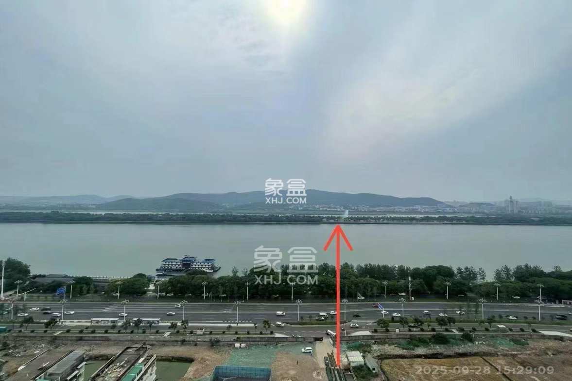 景泰雅苑(景江融城) 3室2厅1卫 3500.0元/月 景泰雅苑(景江融城) 3室2厅1卫 3500.0元/月室内图