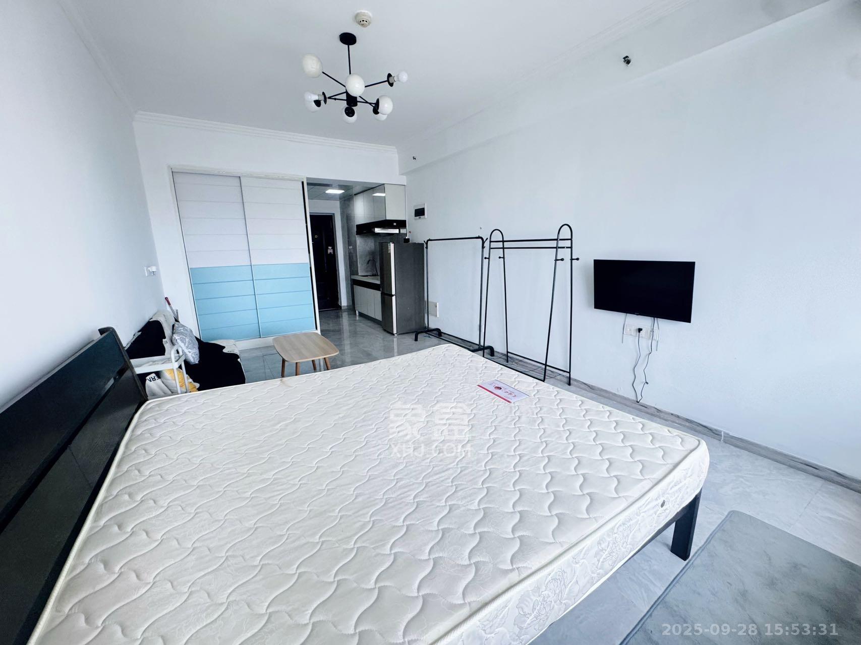 裕天国际商汇中心 1室1厅1卫 1380.0元/月 裕天国际商汇中心 1室1厅1卫 1380.0元/月室内图