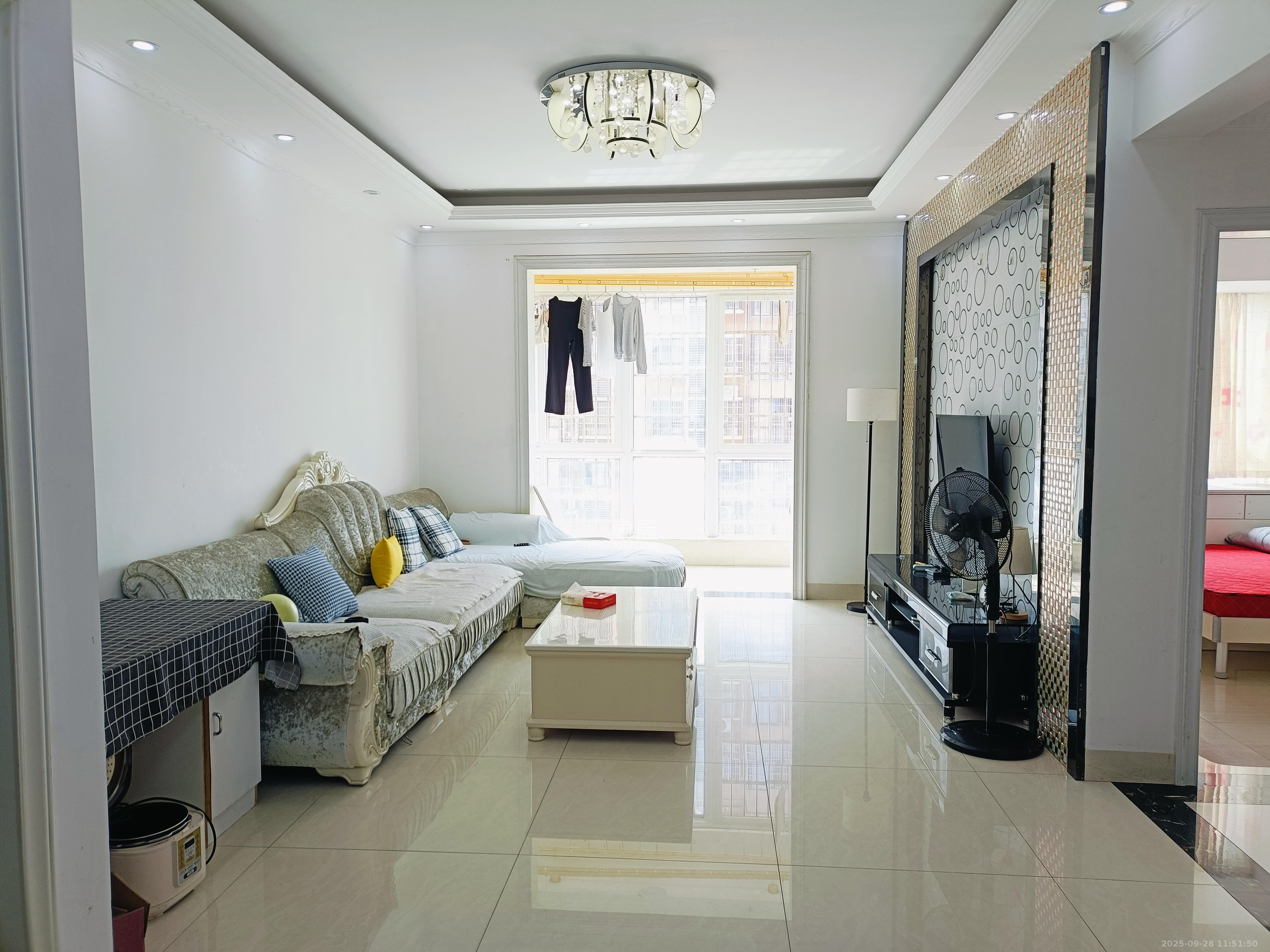 昌和商业中心/昌和国际 2室2厅1卫 1500.00元/月 昌和商业中心/昌和国际 2室2厅1卫 1500.00元/月室内图