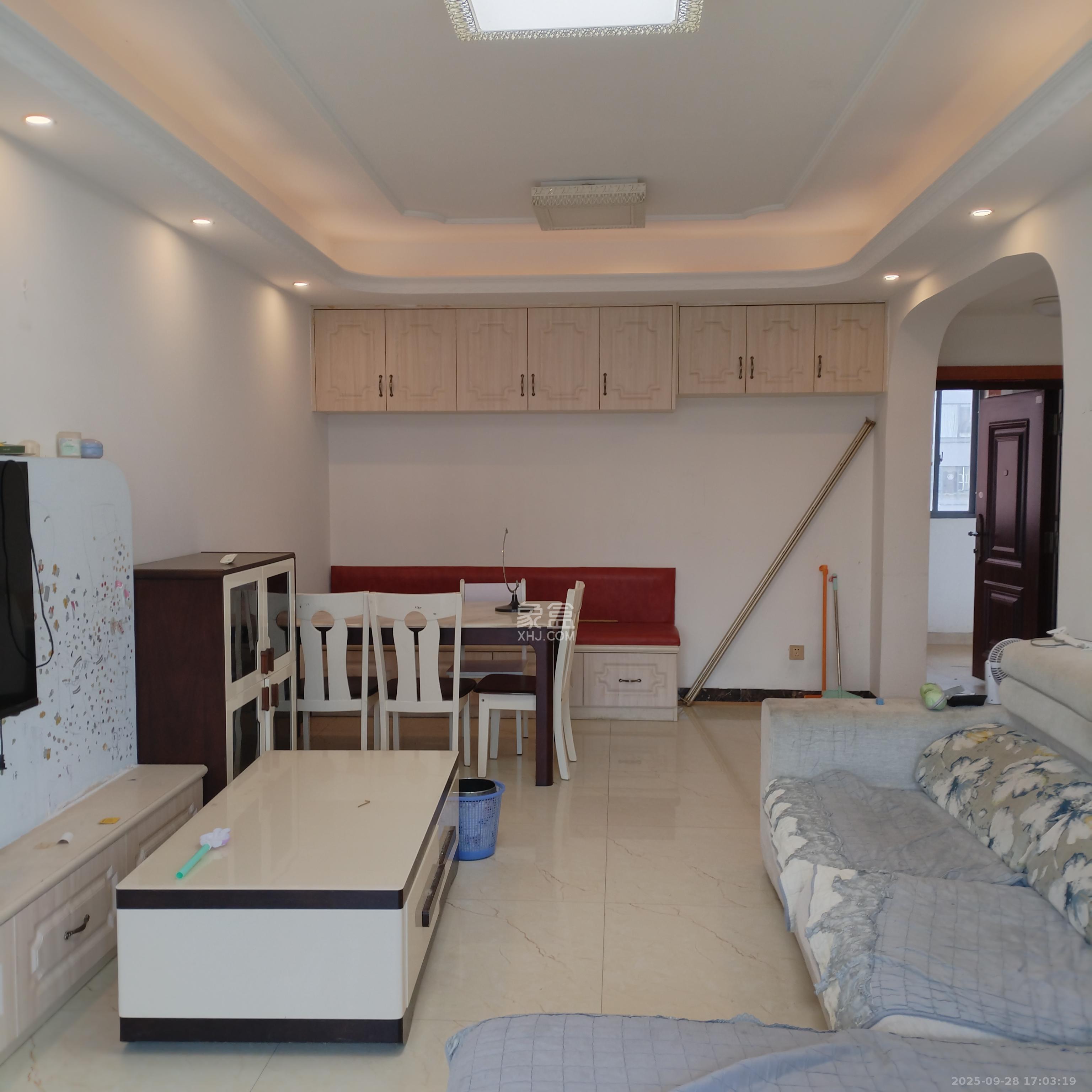 哈佛小镇(五矿哈佛小镇) 3室2厅2卫 2000.0元/月 哈佛小镇(五矿哈佛小镇) 3室2厅2卫 2000.0元/月室内图