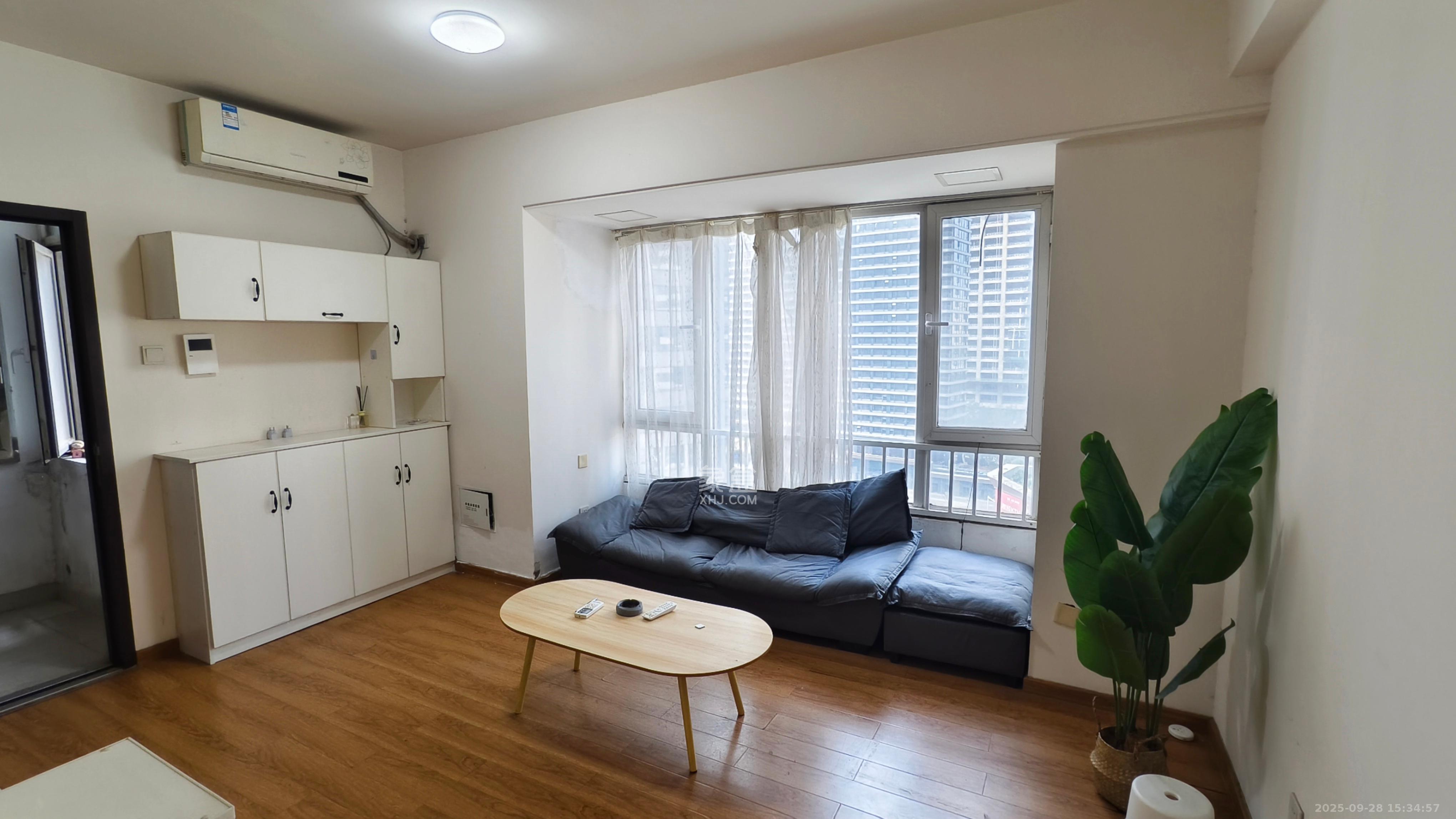 北辰三角洲E3区 1室1厅1卫 2500.0元/月 北辰三角洲E3区 1室1厅1卫 2500.0元/月室内图