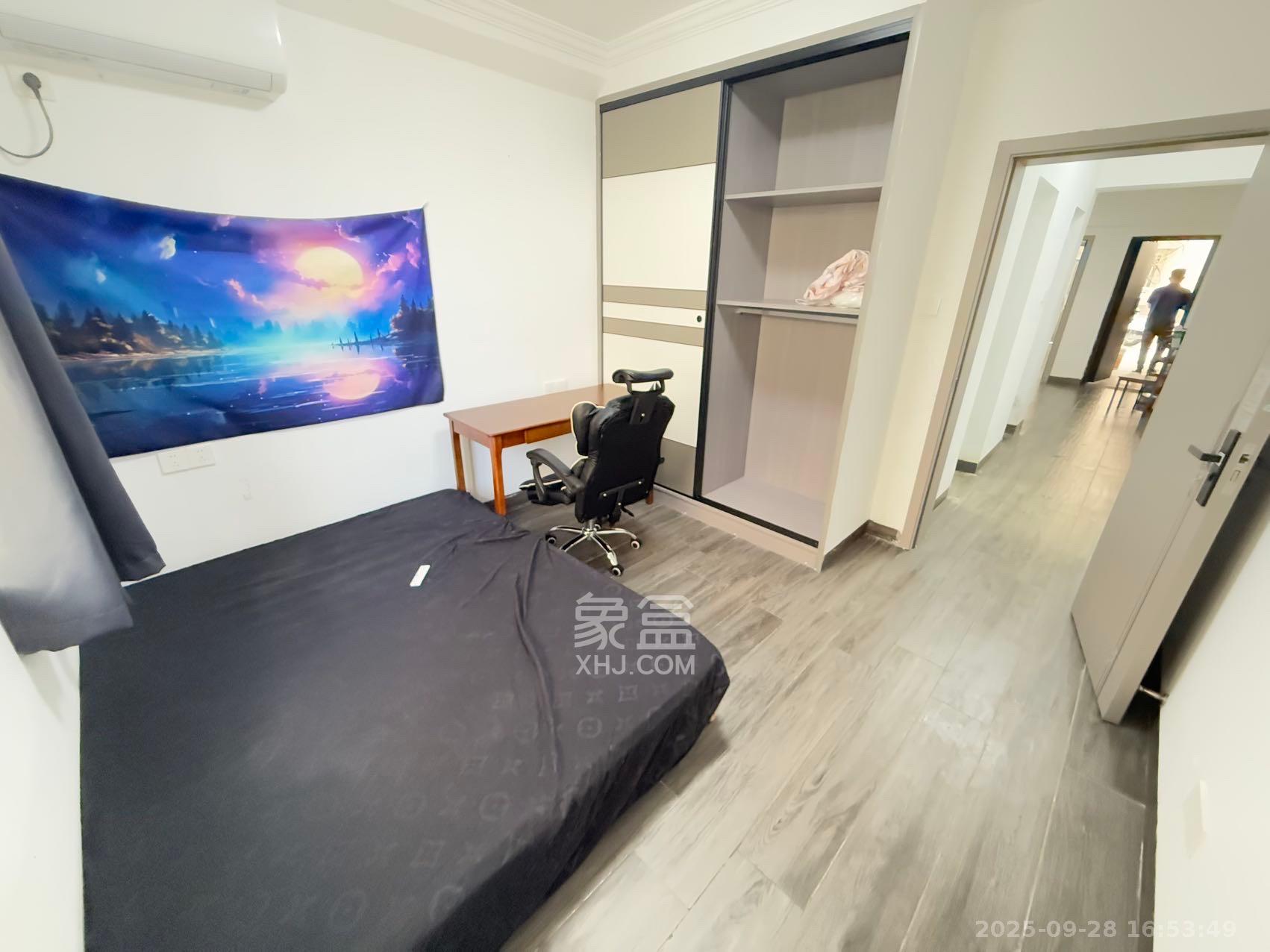 通泰街商居楼 2室1厅1卫 2100.0元/月 通泰街商居楼 2室1厅1卫 2100.0元/月室内图