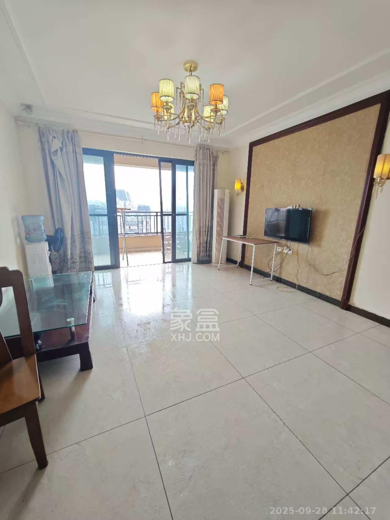 恒大御景天下城一期  4室2厅2卫    2300.0元/月 恒大御景天下城一期  4室2厅2卫    2300.0元/月