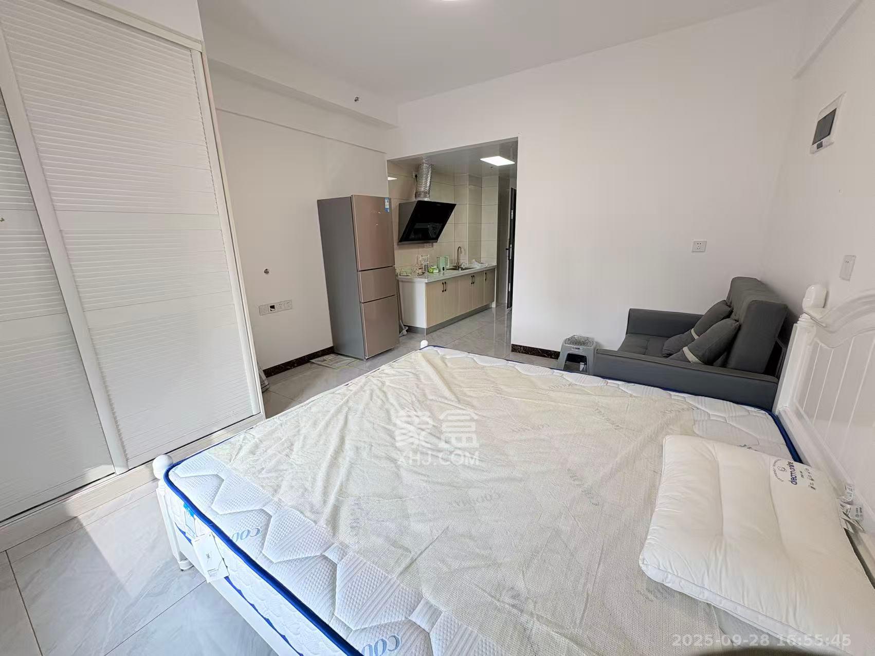 芙蓉万国城MOMA(卓越汇富苑) 1室1厅1卫 1500.0元/月 芙蓉万国城MOMA(卓越汇富苑) 1室1厅1卫 1500.0元/月室内图