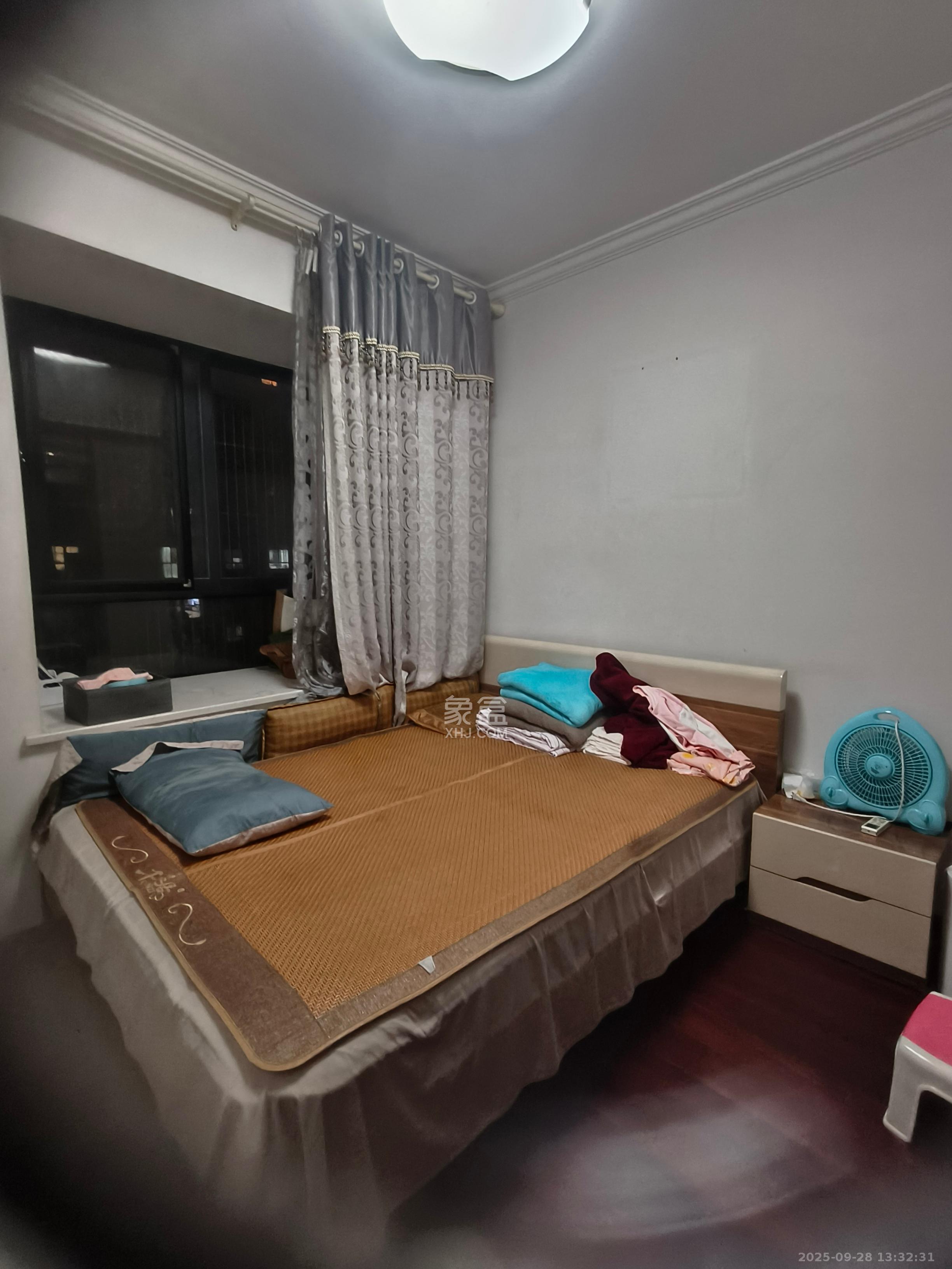 锦湘国际星城三期（锦绣苑）  4室2厅2卫    4500.0元/月室内图