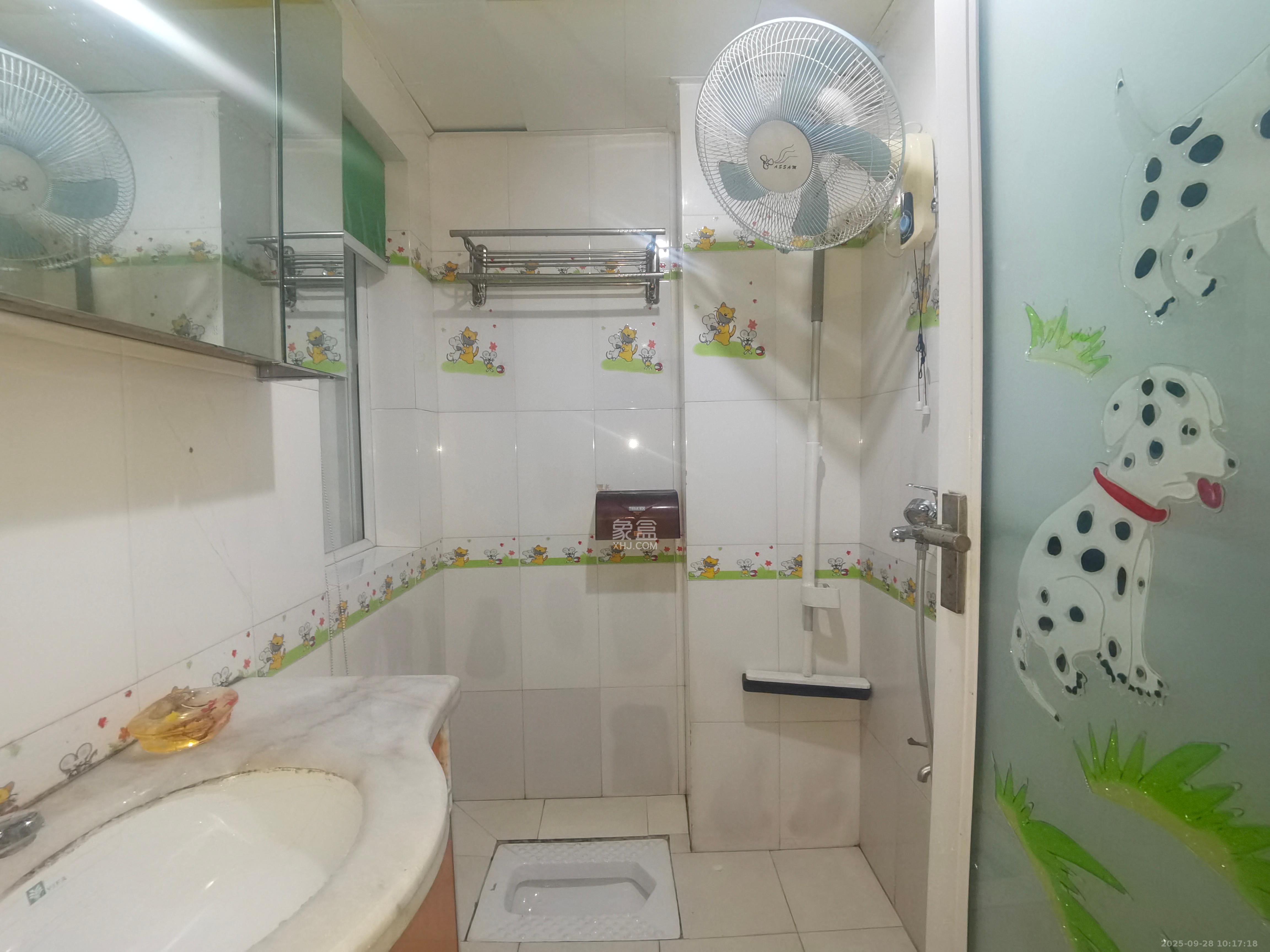 未来现代城 2室2厅1卫 1600.0元/月 未来现代城 2室2厅1卫 1600.0元/月室内图