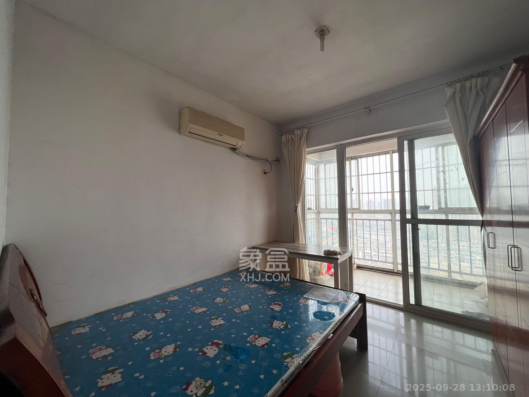 星典时代 2室2厅1卫 2000.0元/月 星典时代 2室2厅1卫 2000.0元/月室内图