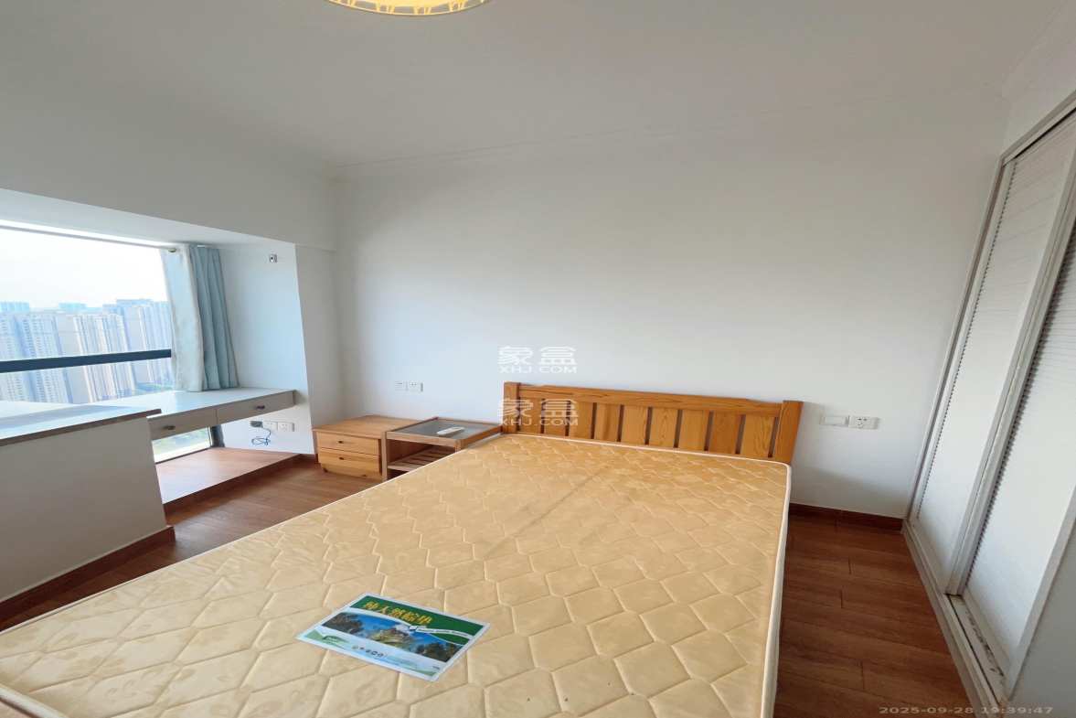 达美美立方  2室1厅1卫    2000.0元/月 达美美立方  2室1厅1卫    2000.0元/月室内图