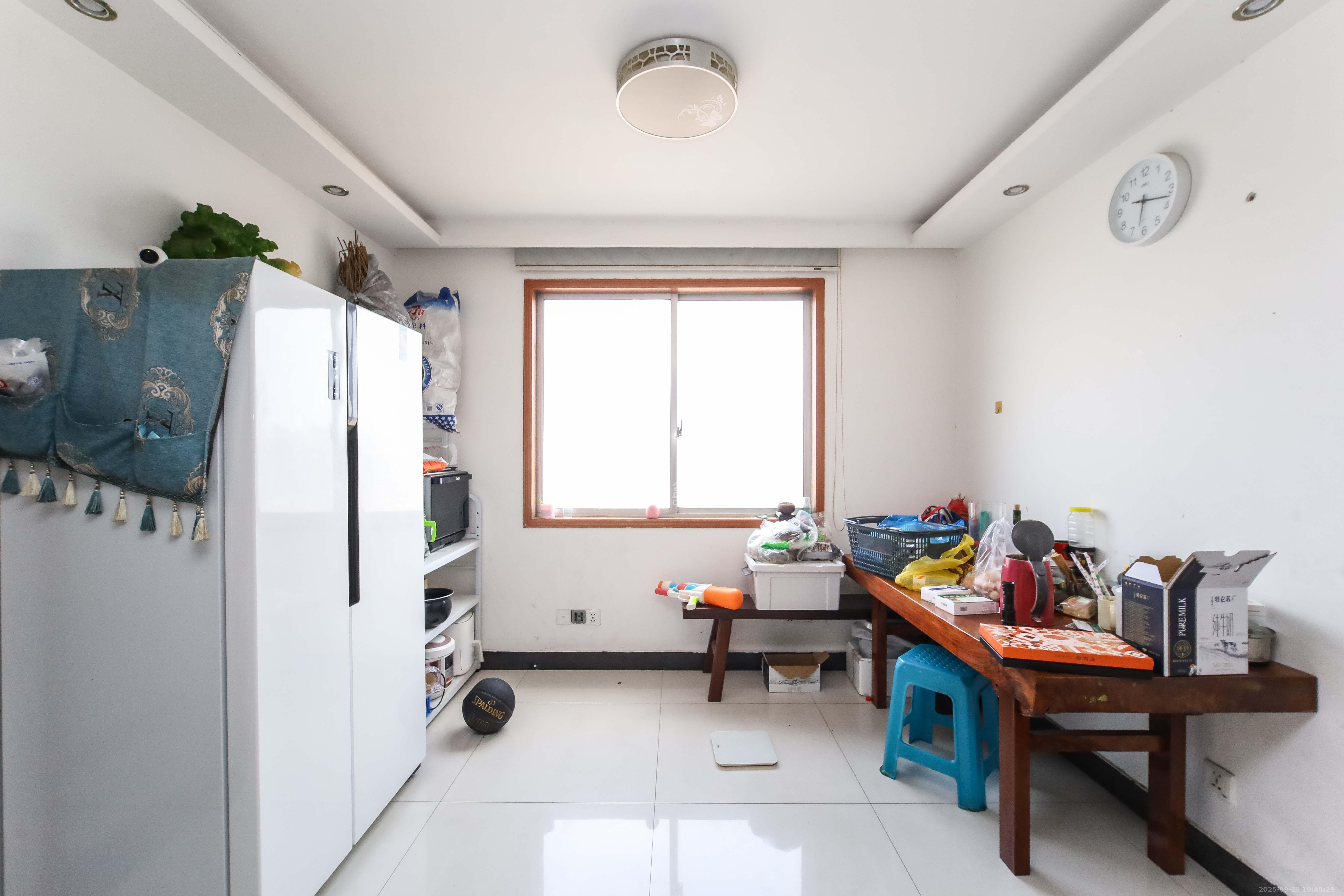 高桥现代商贸城 3室2厅2卫 83.6万 高桥现代商贸城 3室2厅2卫 83.6万其他