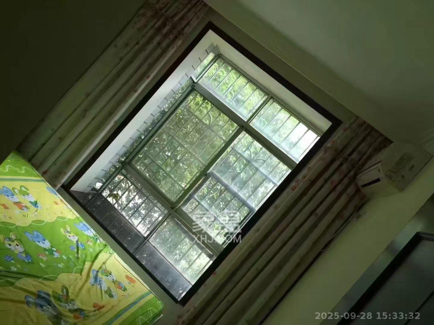 洞井一小区 1室0厅0卫 1700.0元/月 洞井一小区 1室0厅0卫 1700.0元/月室内图