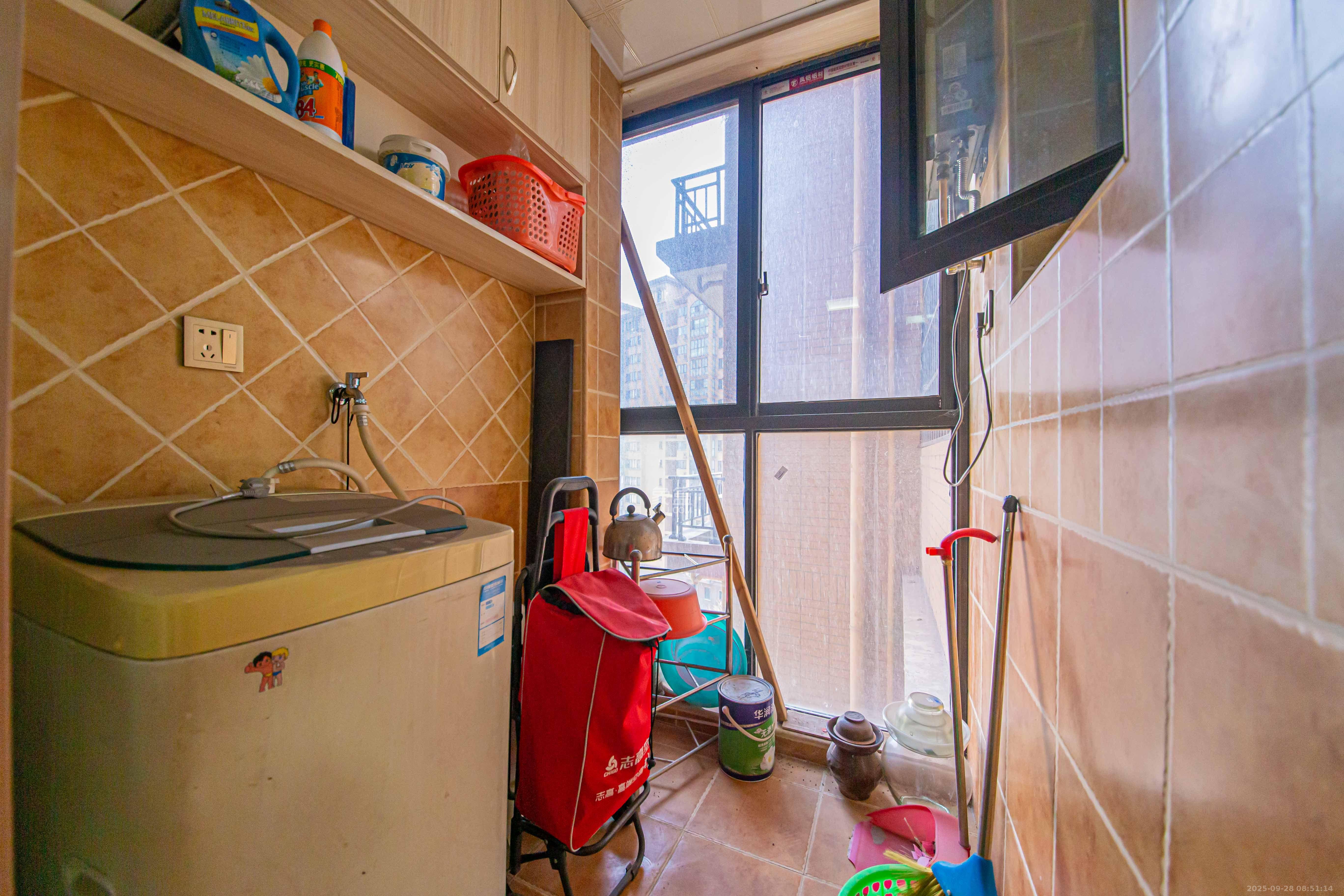 中信凯旋城（中信新城四期）  2室2厅1卫    2100.0元/月室内图