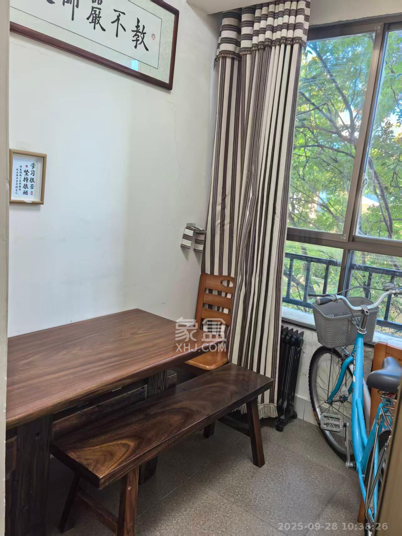 江山帝景雅典 3室2厅1卫 2000.0元/月 江山帝景雅典 3室2厅1卫 2000.0元/月室内图