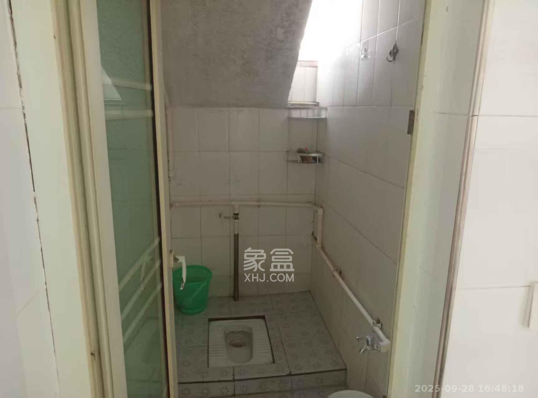 高桥新二号小区 1室1厅1卫 800.0元/月 高桥新二号小区 1室1厅1卫 800.0元/月室内图