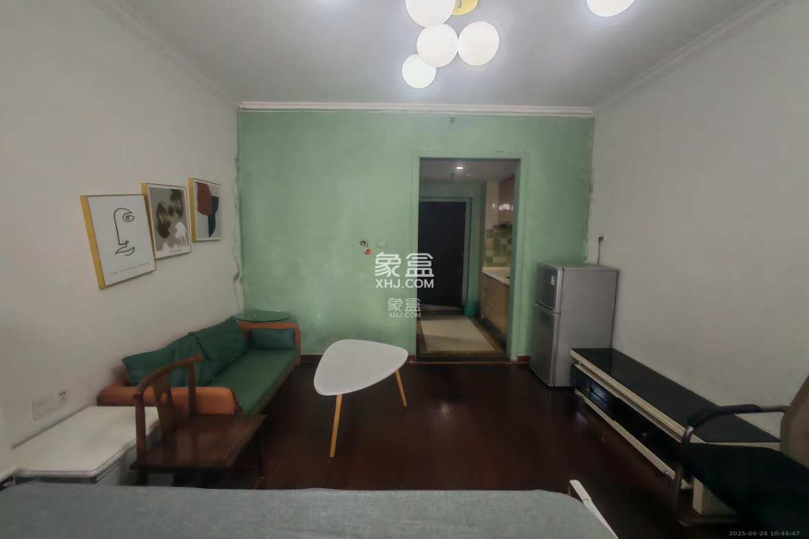 香樟兰亭(朗峰苑) 1室1厅1卫 1200.00元/月 香樟兰亭(朗峰苑) 1室1厅1卫 1200.00元/月室内图