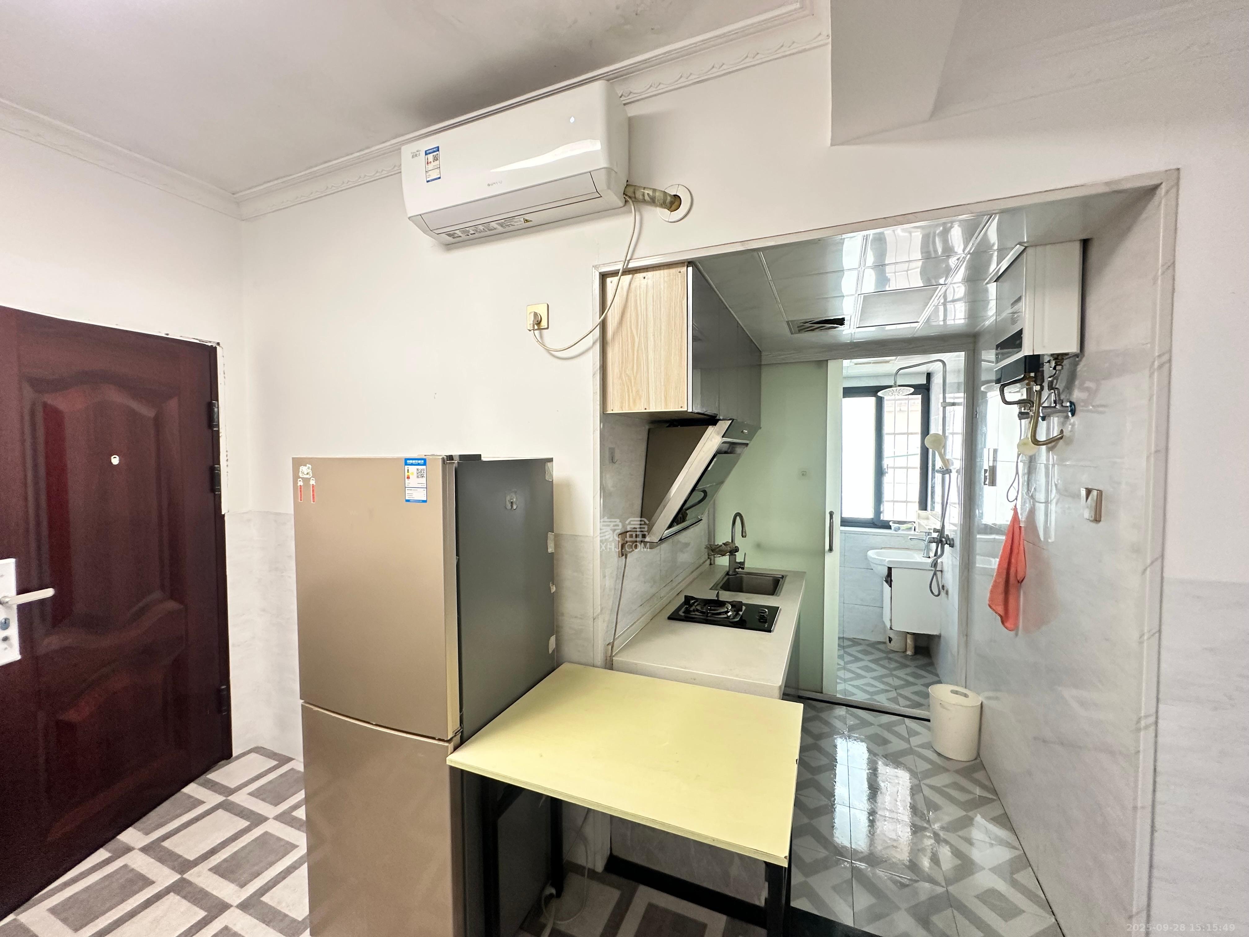 丰禧园 1室1厅1卫 1600.0元/月 丰禧园 1室1厅1卫 1600.0元/月室内图